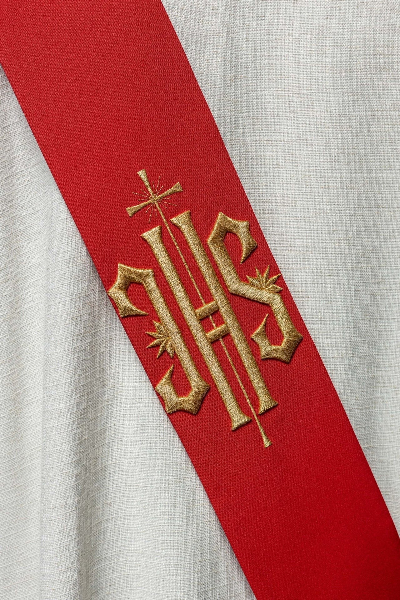 Stuła Diakońska IHS z Krzyżem - Haftowana Liturgiczna Elegancja - alba.pl