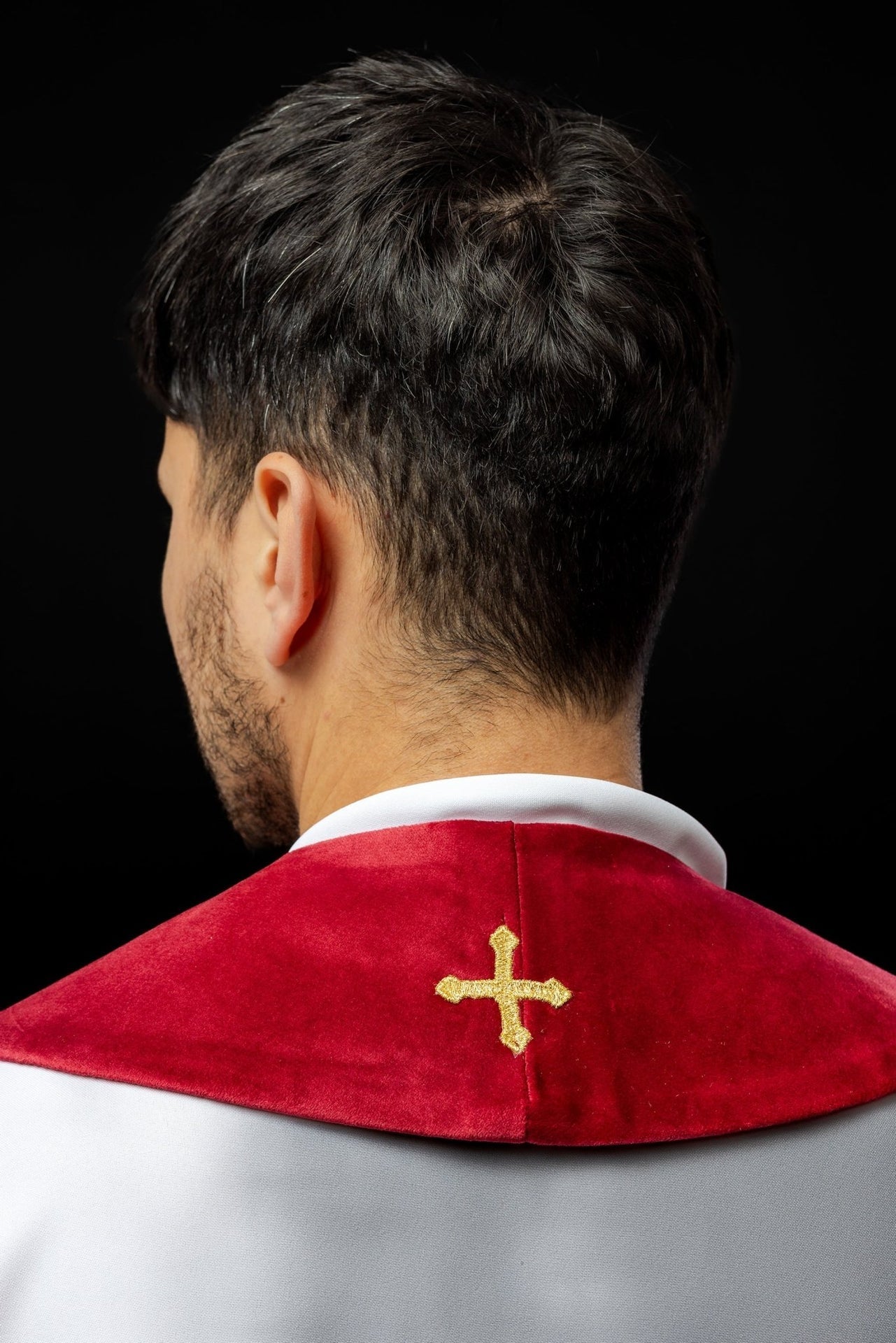Stuła Kapłańska Czerwona Haftowana IHS - Elegancka Liturgia - alba.pl