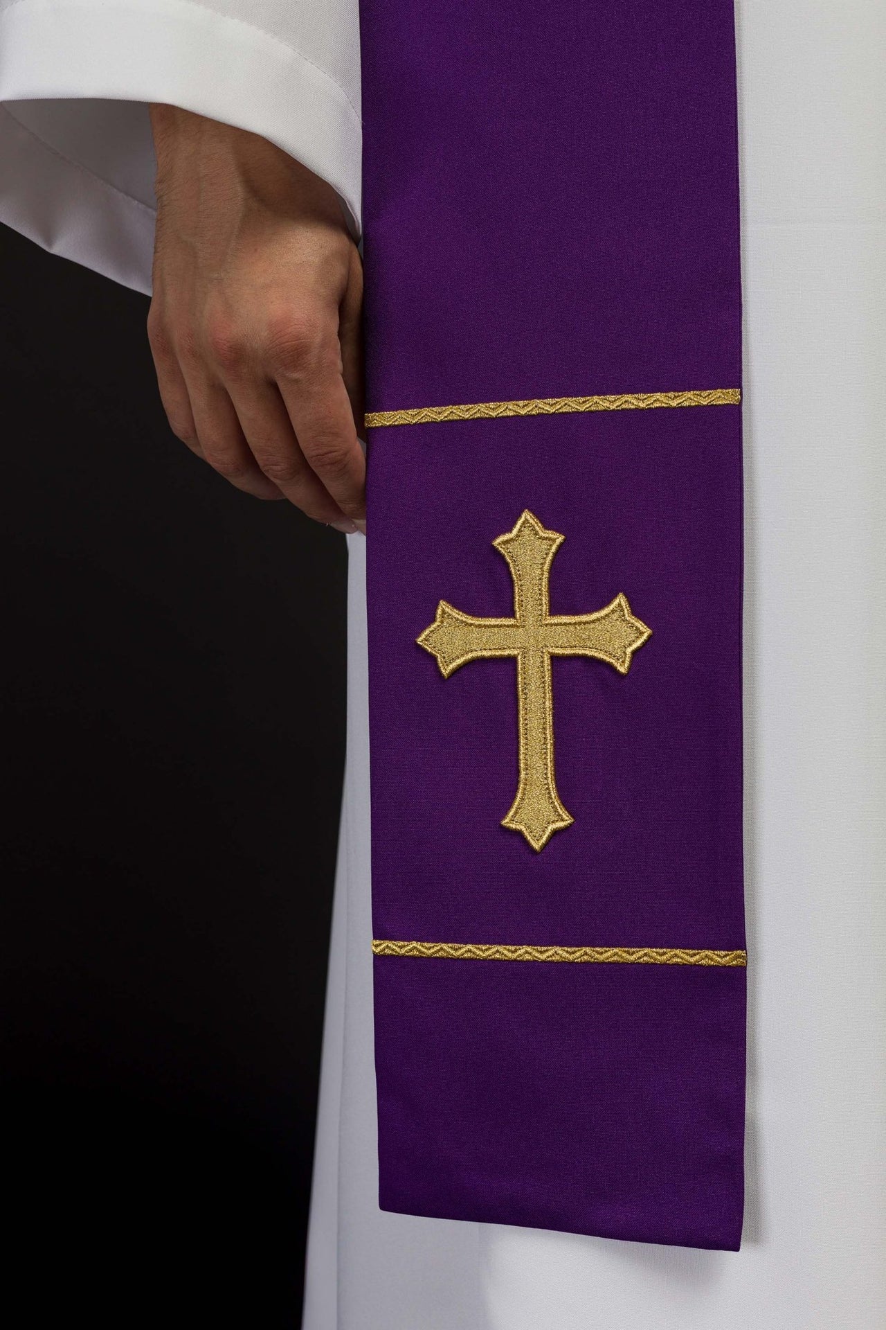Stuła Kapłańska Fioletowa Haftowana Krzyżem - Elegancka Liturgia - alba.pl
