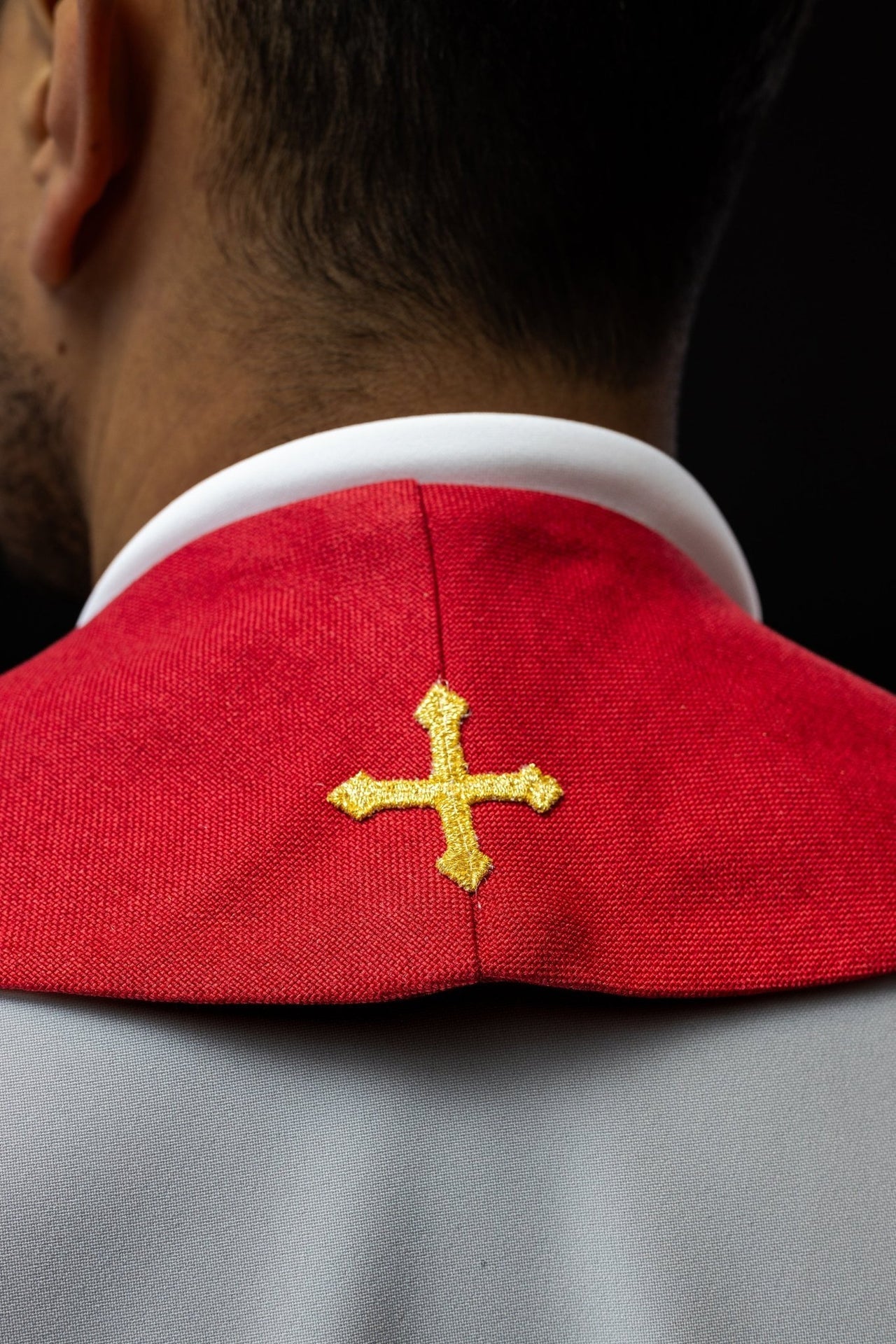 Stuła Kapłańska Haftowana z Krzyżami - Czerwona Liturgiczna - alba.pl