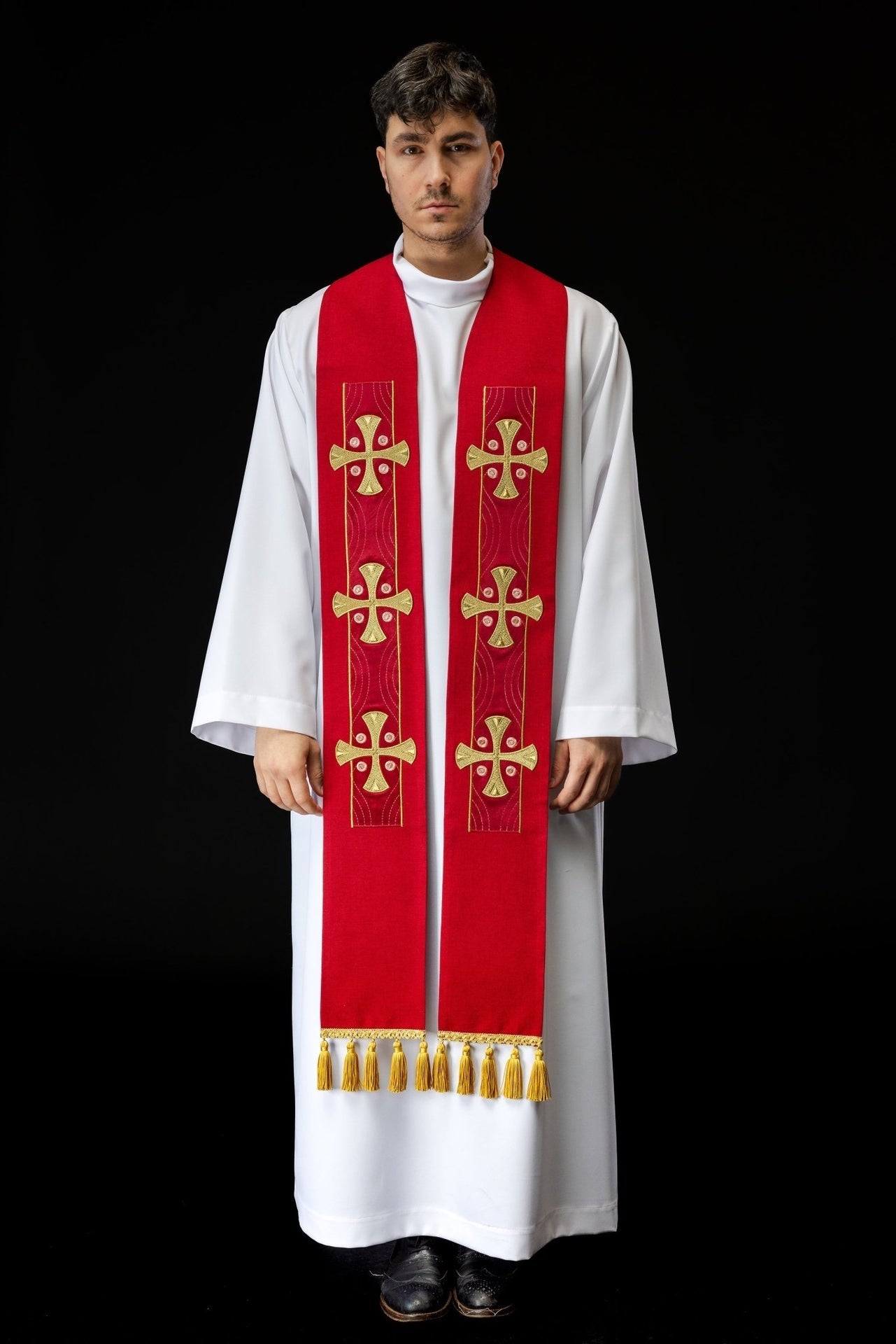 Stuła Kapłańska Haftowana z Krzyżami - Czerwona Liturgiczna - alba.pl