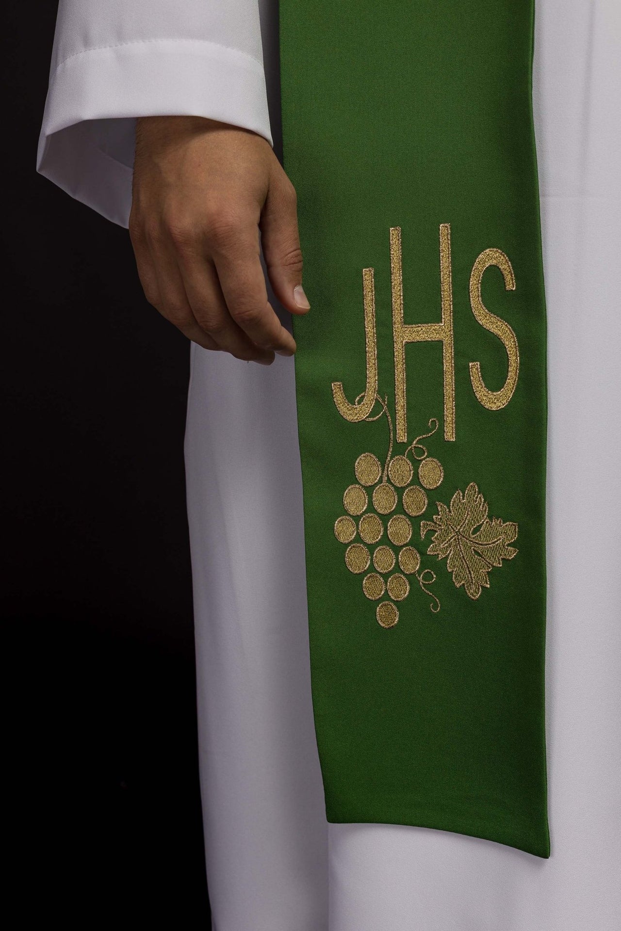 Stuła Kapłańska Zielona IHS Winogrona Haftowana - Elegancka Liturgia - alba.pl