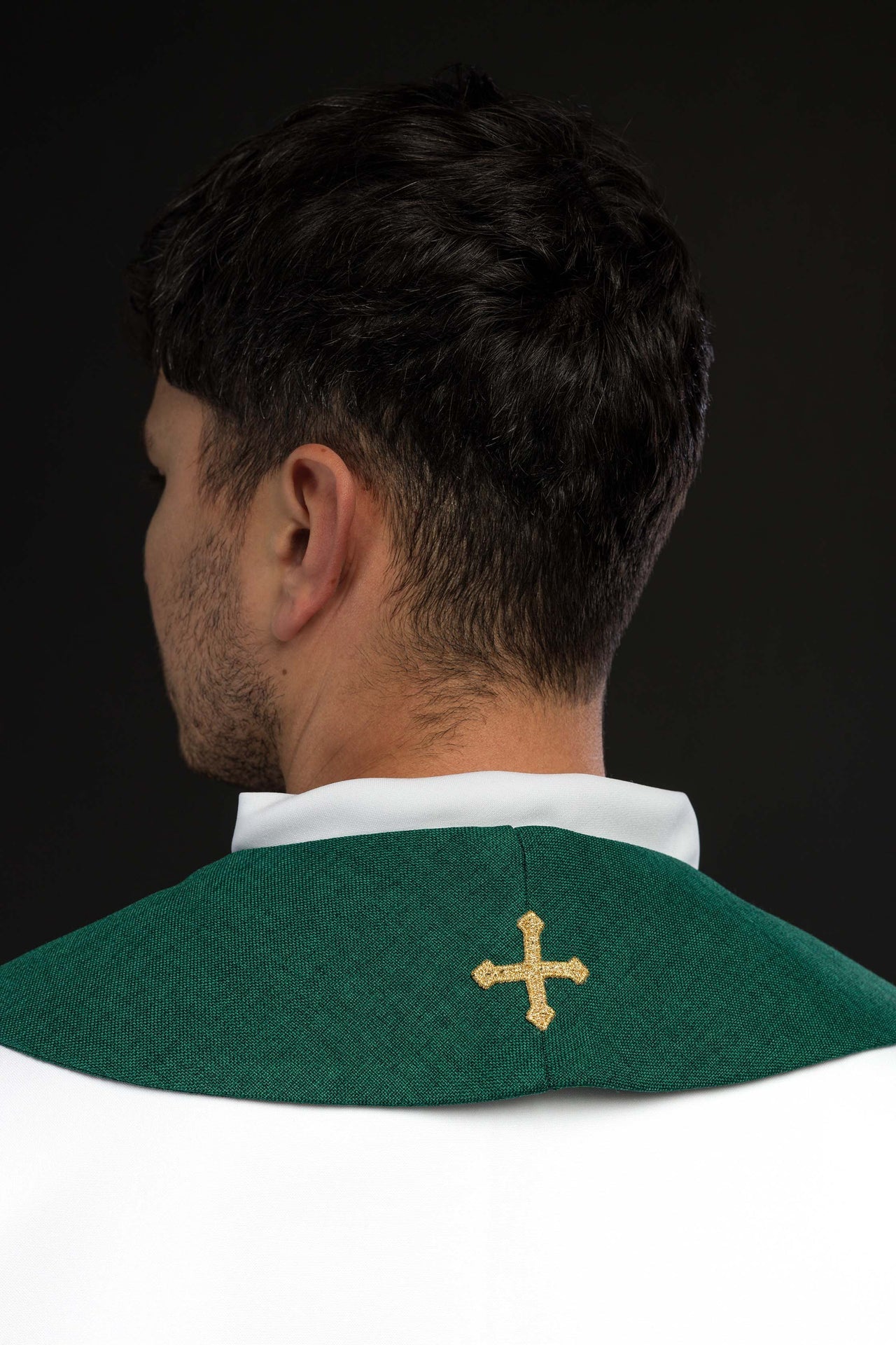 Stuła Liturgiczna Aksamitna Haft IHS Zielona w Pudełku - alba.pl