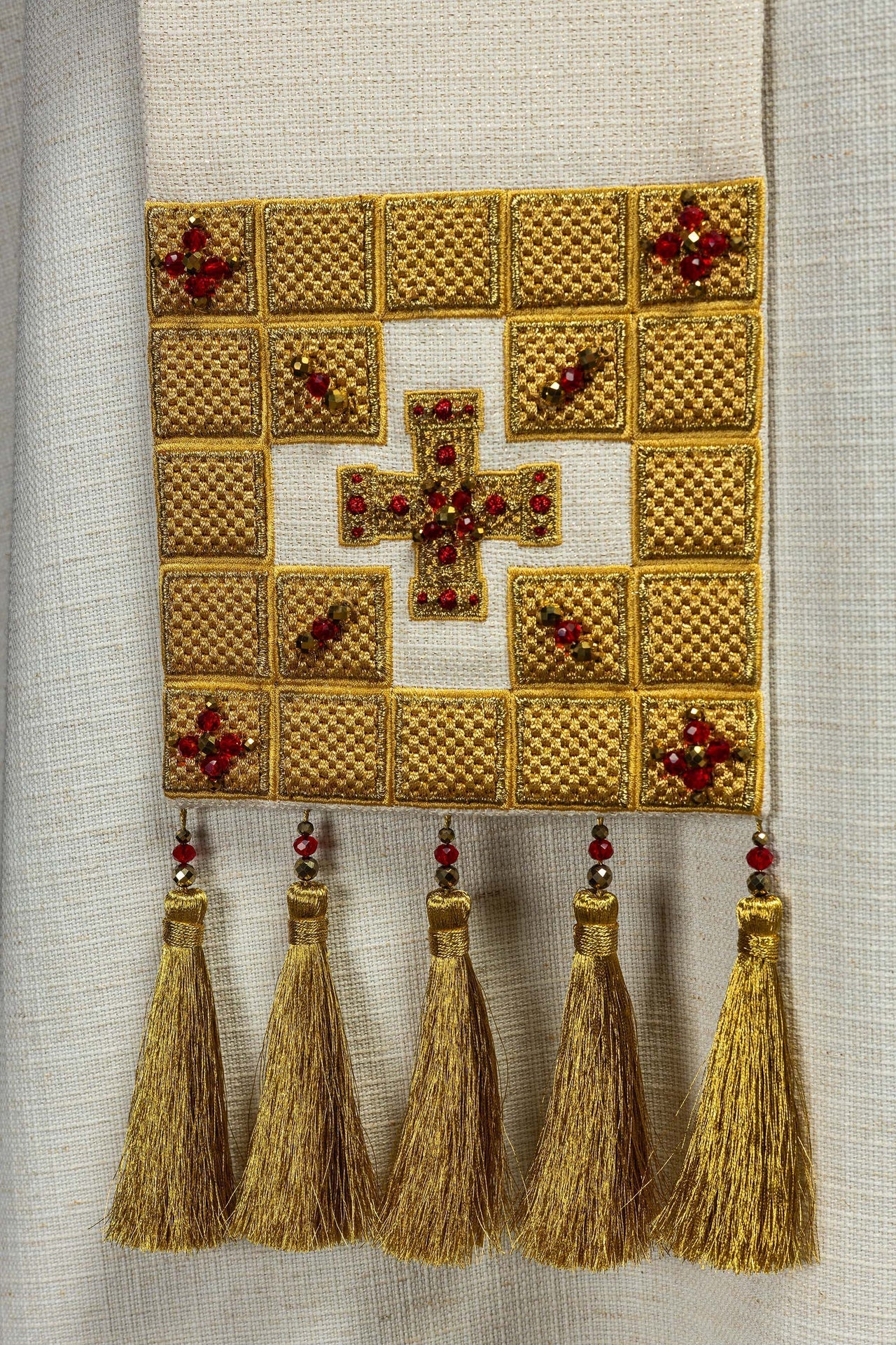 Stuła Liturgiczna Ręcznie Wykonana z Kamieniami i Kryształkami - alba.pl