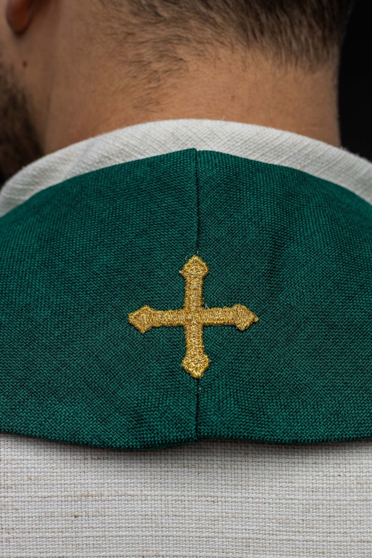 Stuła Liturgiczna Zielona Aksamitna z Haftowanym Krzyżem - alba.pl