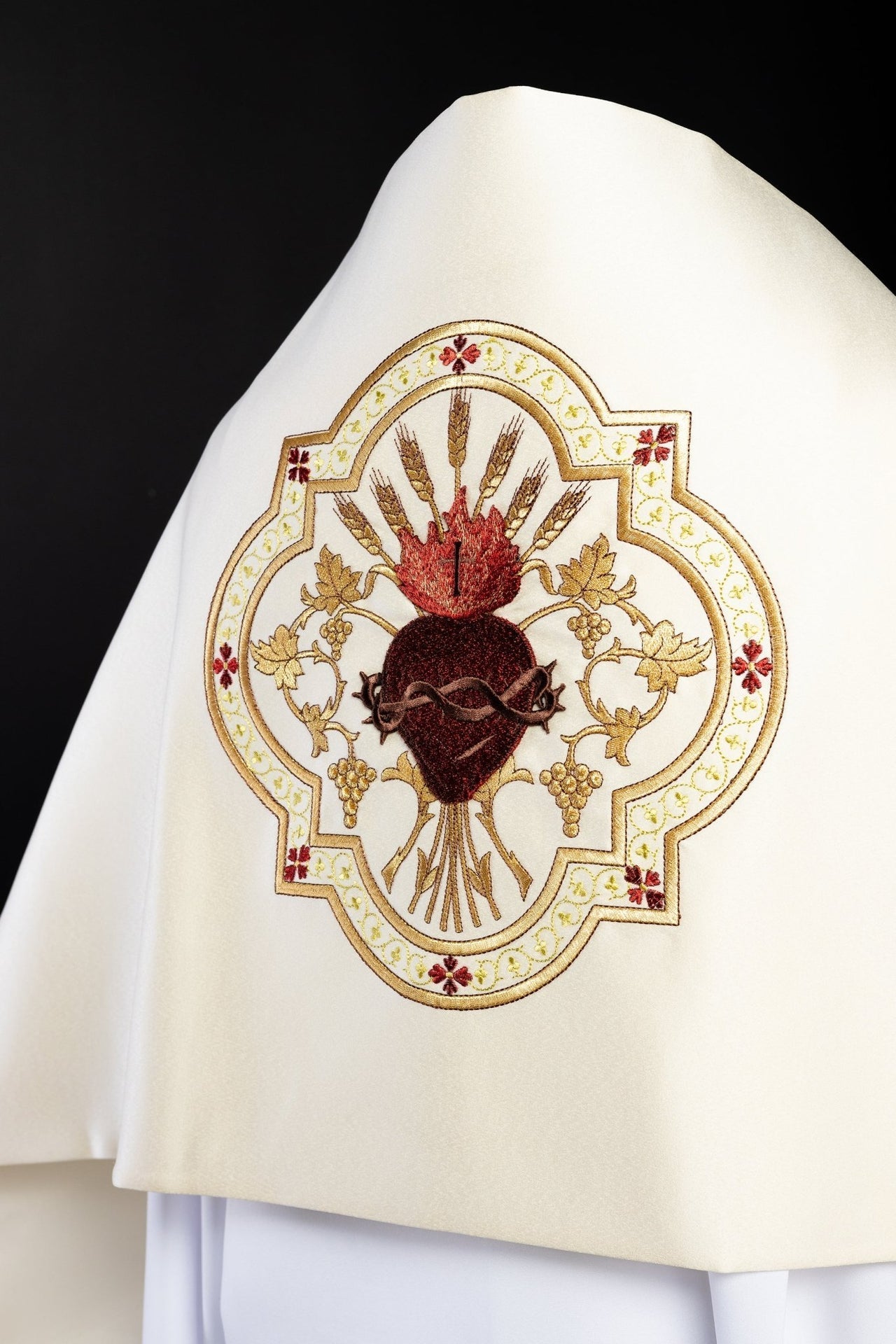 Welon Liturgiczny Naramienny Serce Pana Jezusa Ecru Satyna - alba.pl