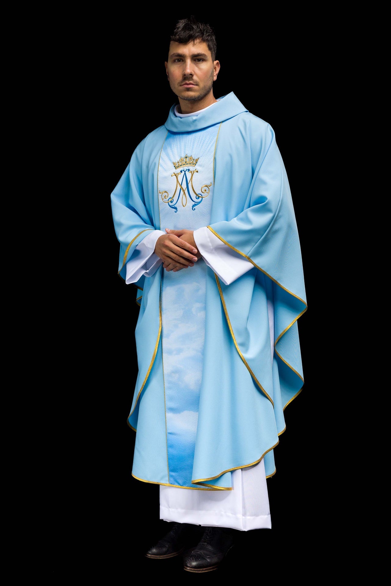 Niebieski ornat liturgiczny Maryjny z pasem sublimowanym i haftowanym - ORNATY.PL