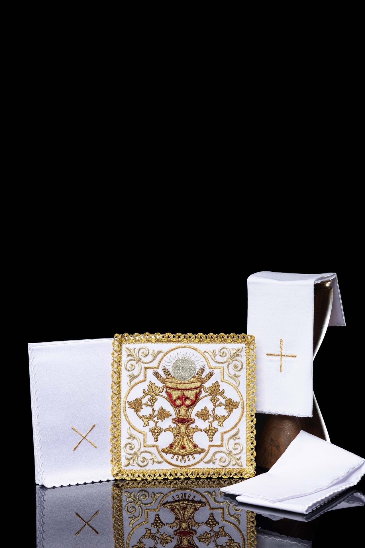 Bielizna Kielichowa Haftowana Kielich Eucharystyczny Komplet - alba.pl