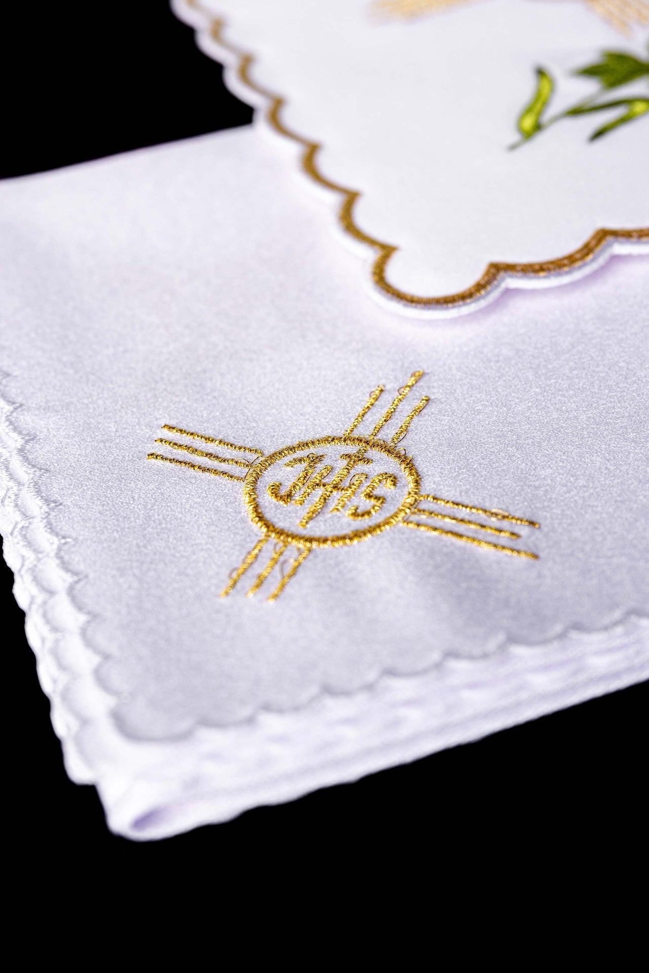 Bielizna Kielichowa Haftowana Krzyż i IHS - Komplet Liturgiczny - alba.pl