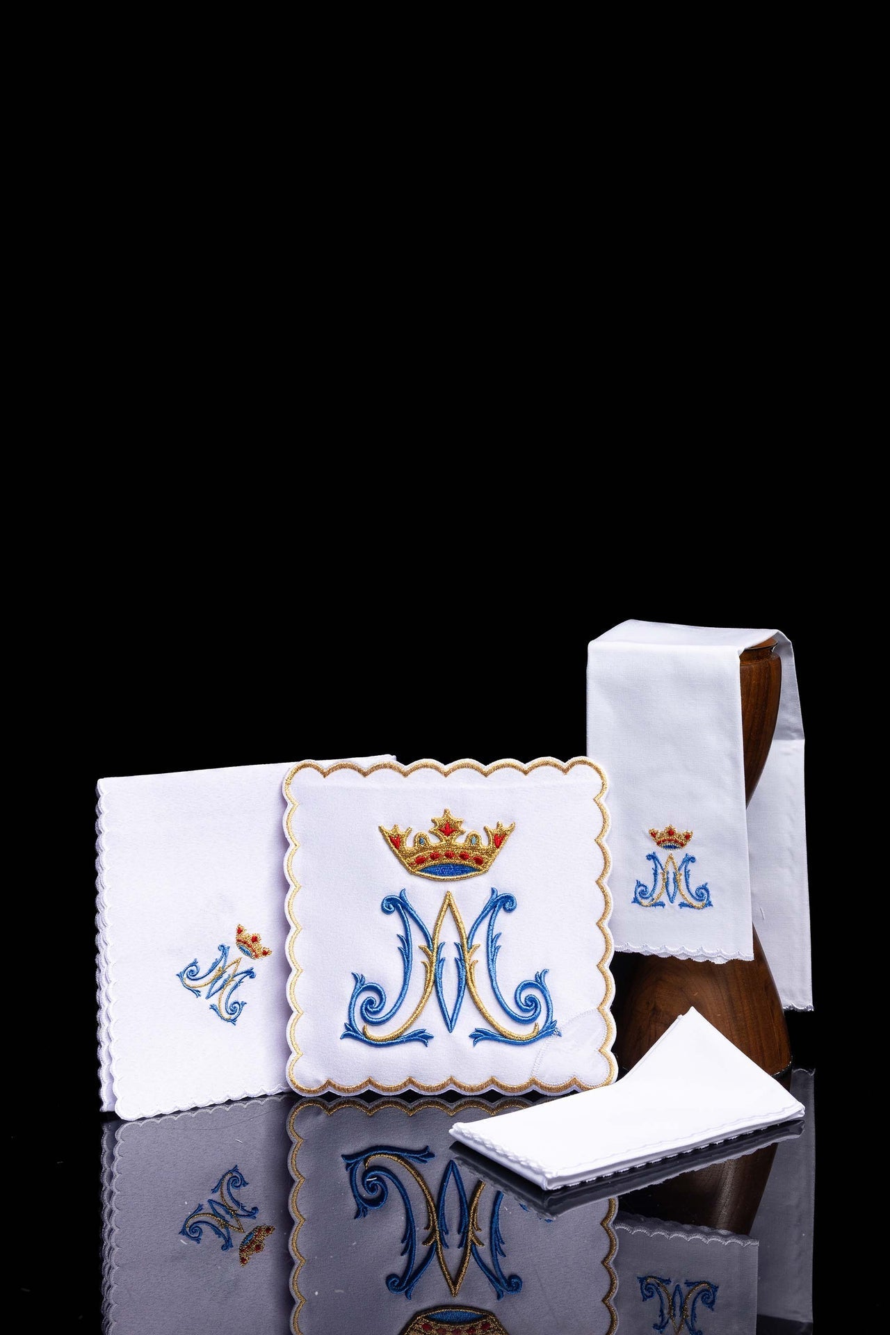 Bielizna Kielichowa Maryjna Haftowana - Komplet Liturgiczny - alba.pl