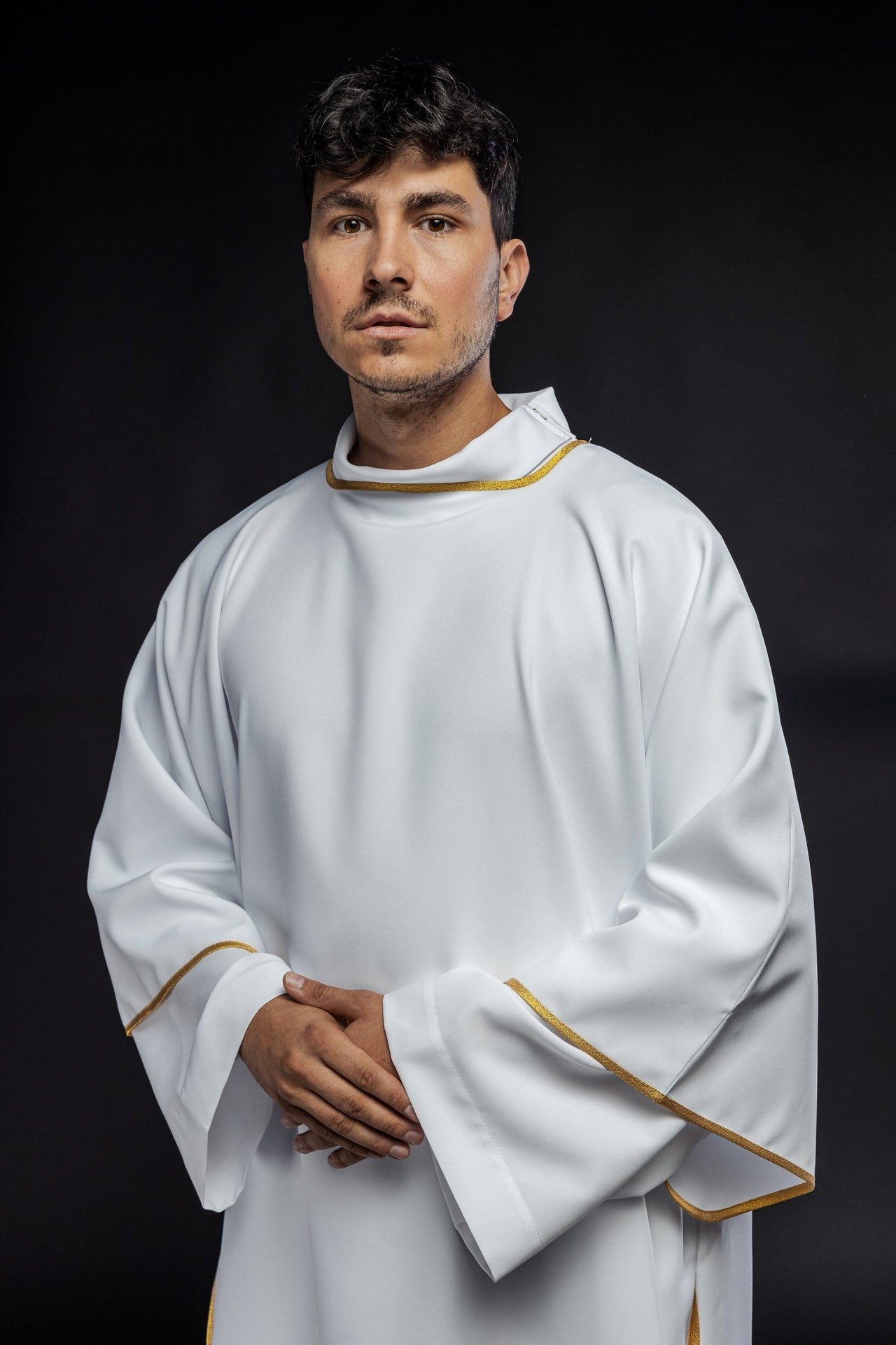 Dalmatyka Liturgiczna Biała ze Złotą Lamówką i Stułą - alba.pl