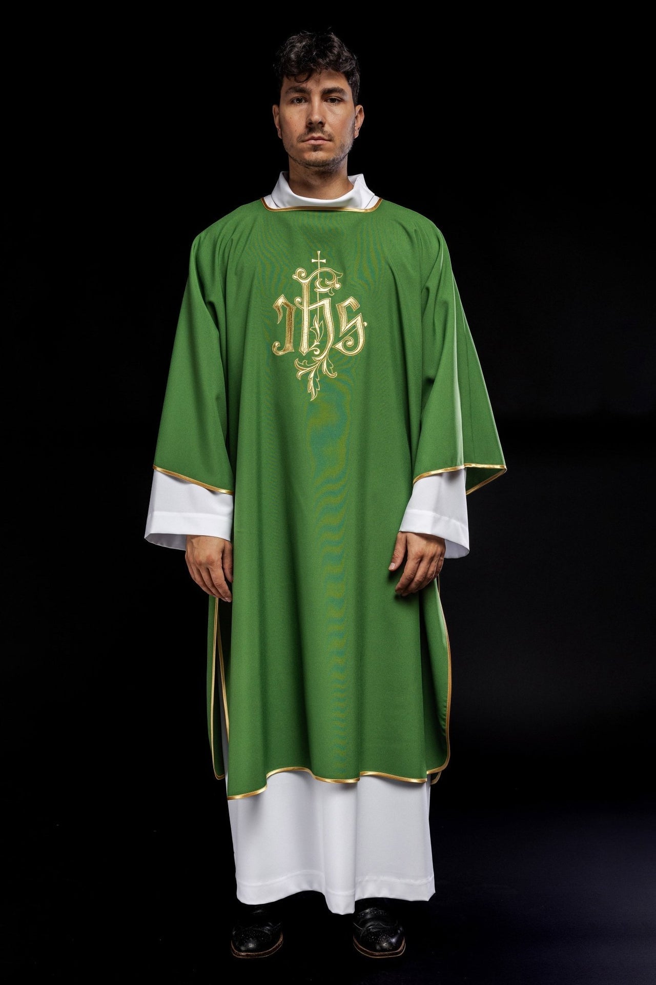Dalmatyka Liturgiczna Zielona Haft IHS Złota Lamówka - alba.pl