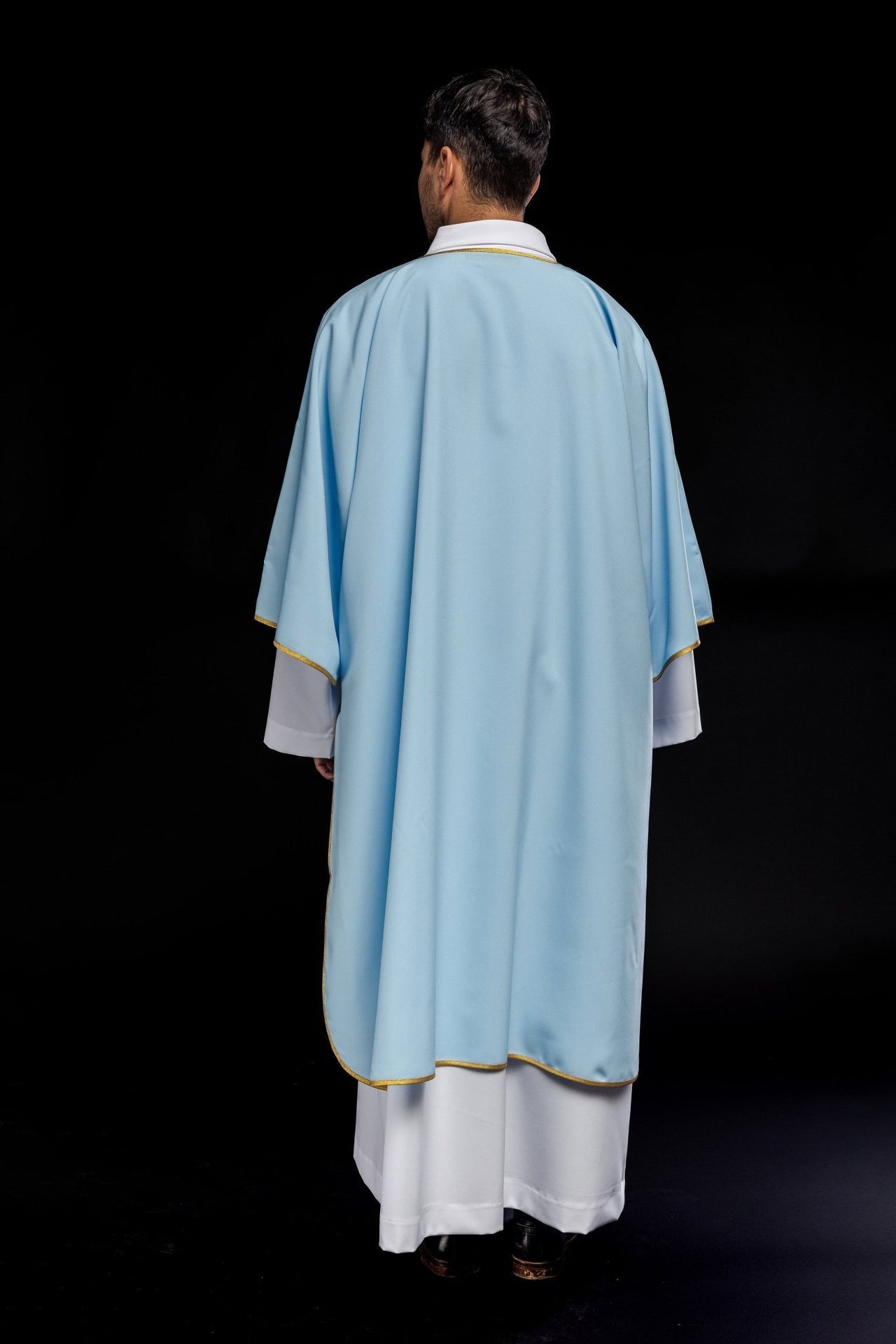 Dalmatyka Niebieska Gładka ze Złotą Lamówką - Liturgiczna - alba.pl