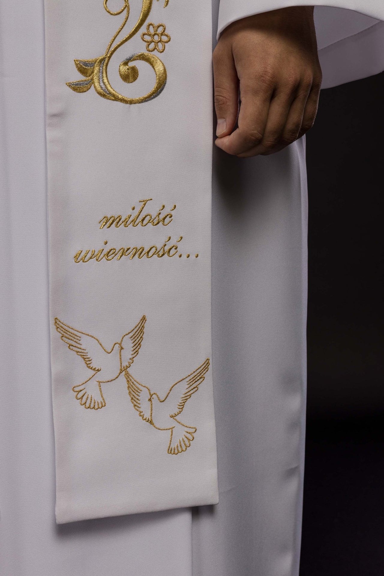 Długa Stuła Ślubna Haftowana - Symbol Miłości i Wierności - alba.pl