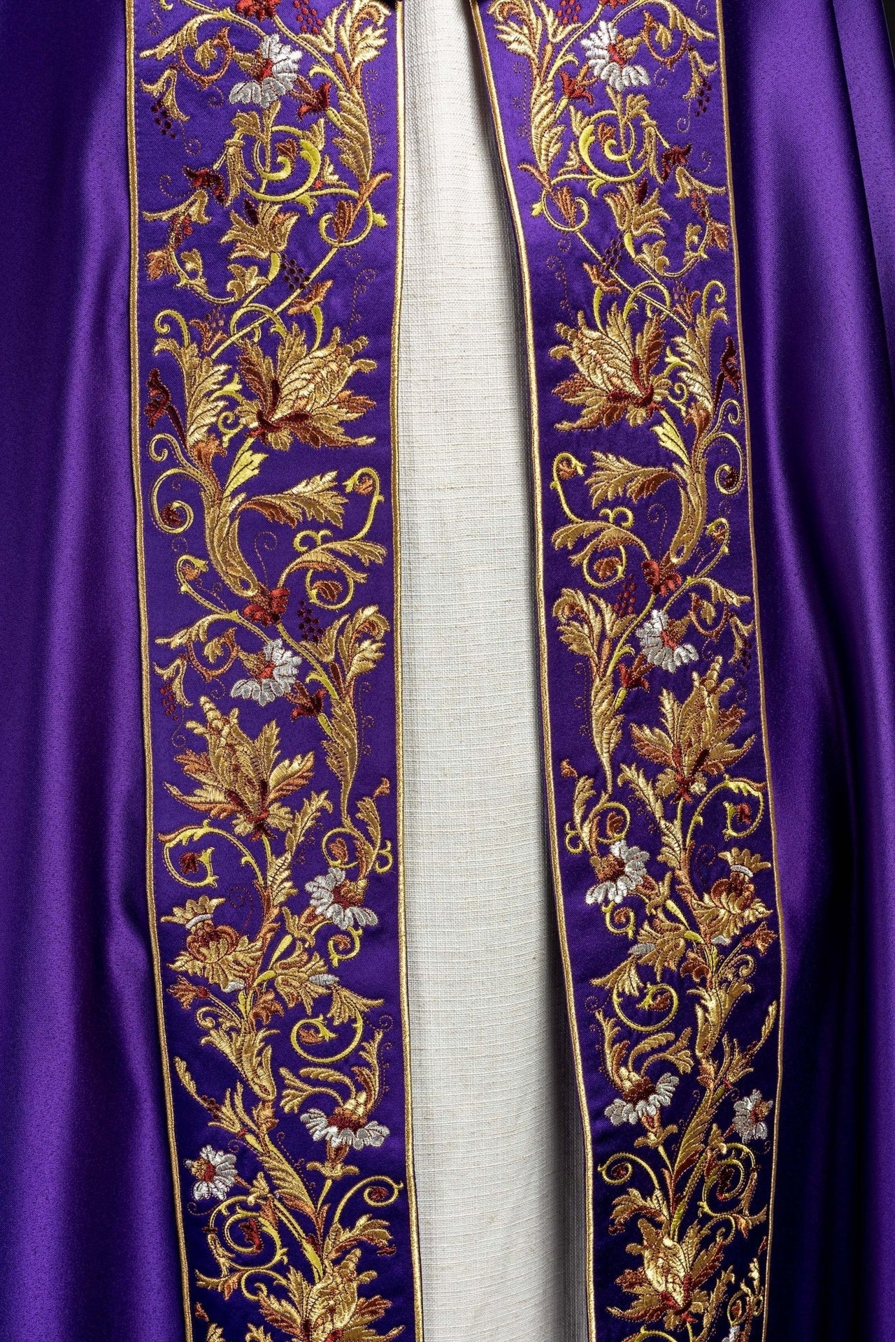 Kapa Eucharystyczna Fioletowa z Monogramem IHS - Satyna Nabłyszczana - alba.pl