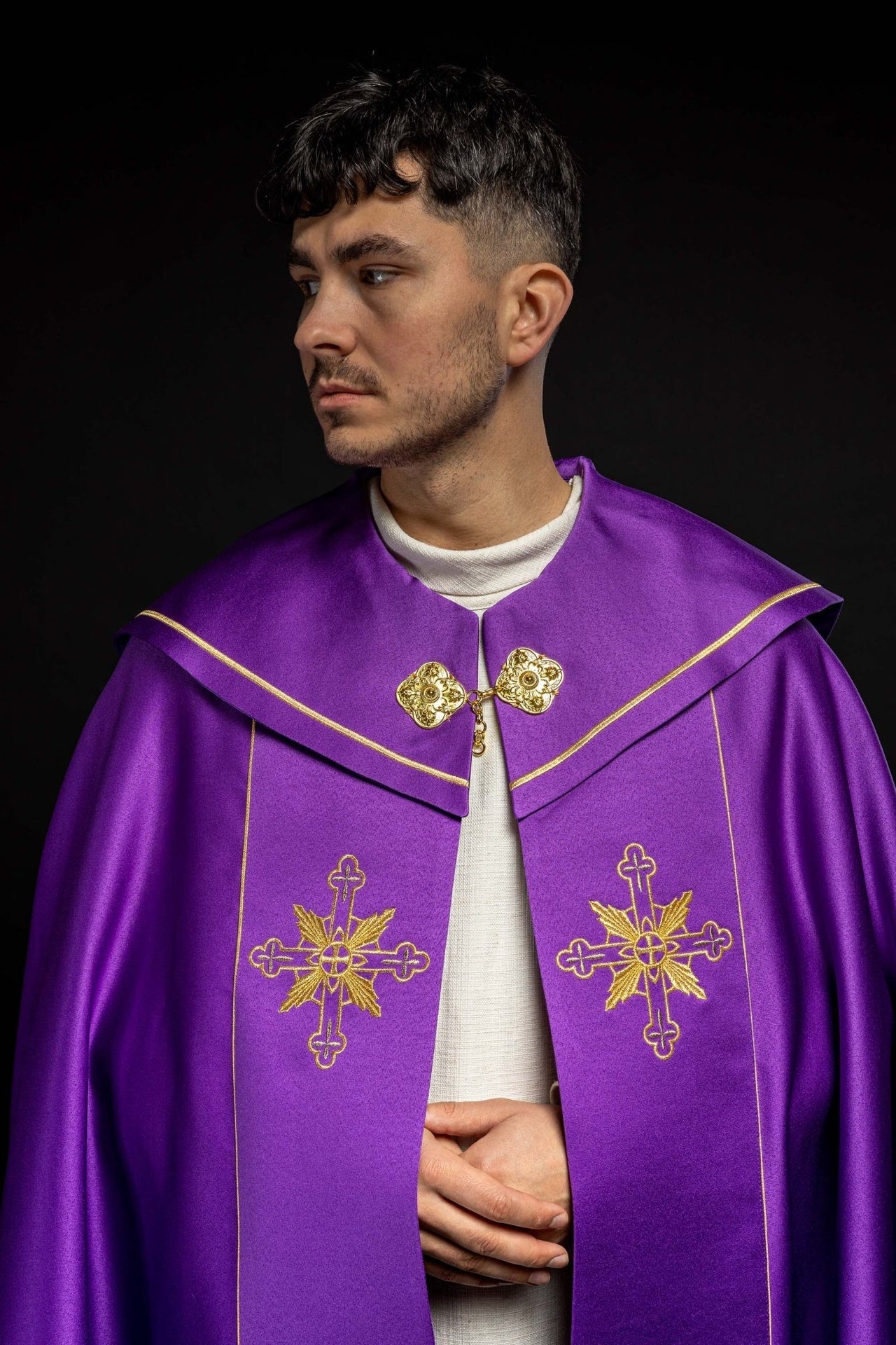Kapa Eucharystyczna IHS Fioletowa Satyna Nabłyszczana z Stułą - alba.pl
