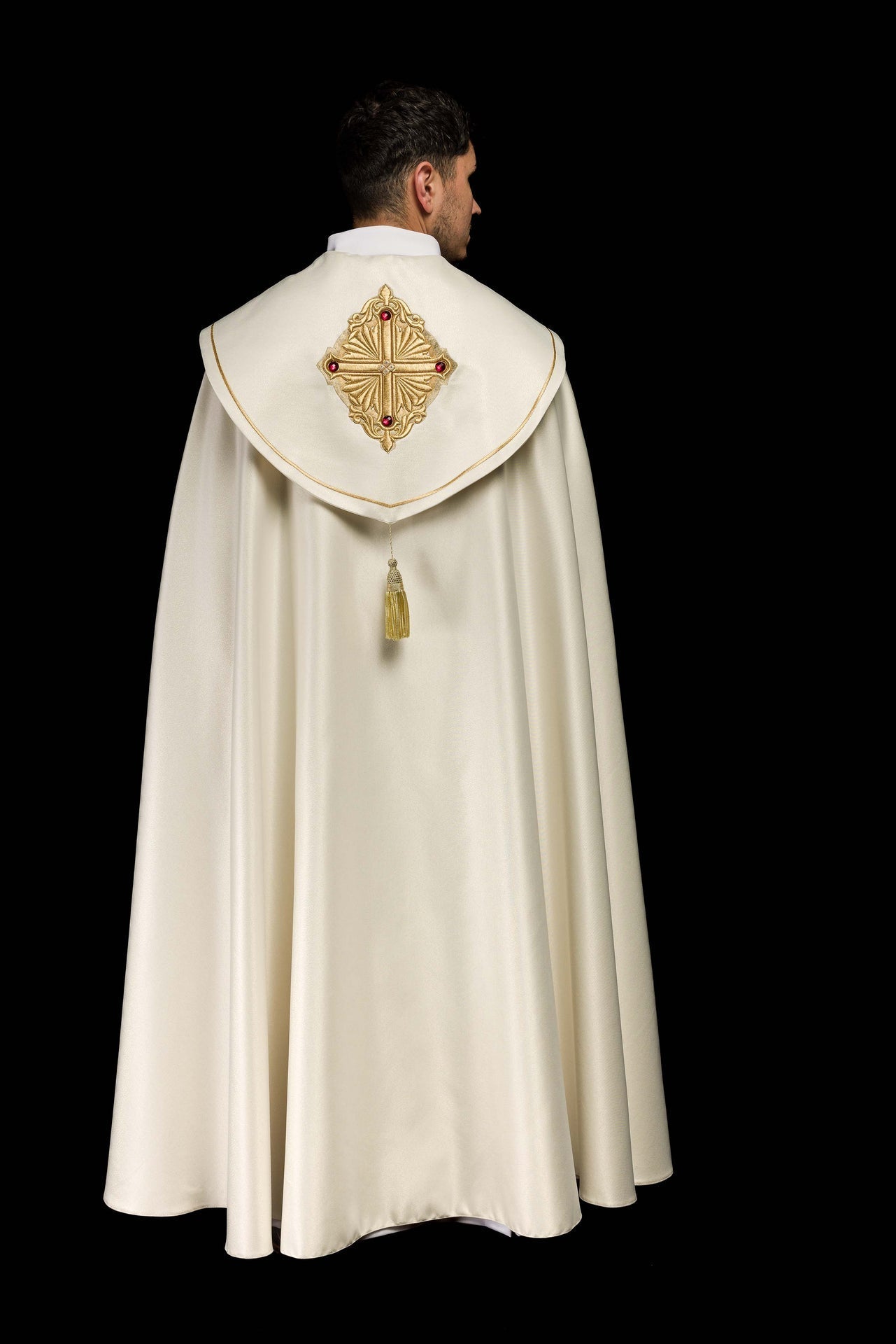 Kapa Liturgiczna Satynowa ze Złotym Haftem IHS - 150 cm - alba.pl