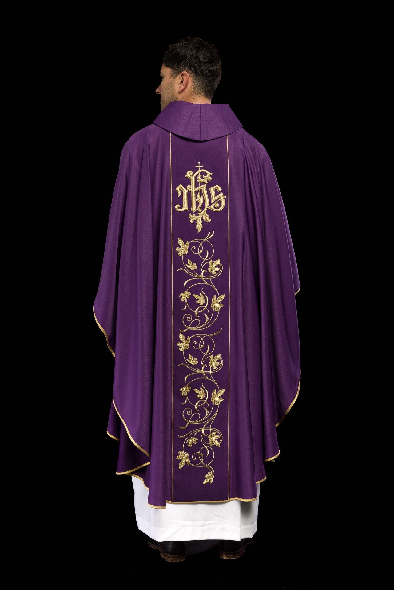 Ornat Fioletowy Liturgiczny z Motywem Florystycznym IHS - alba.pl