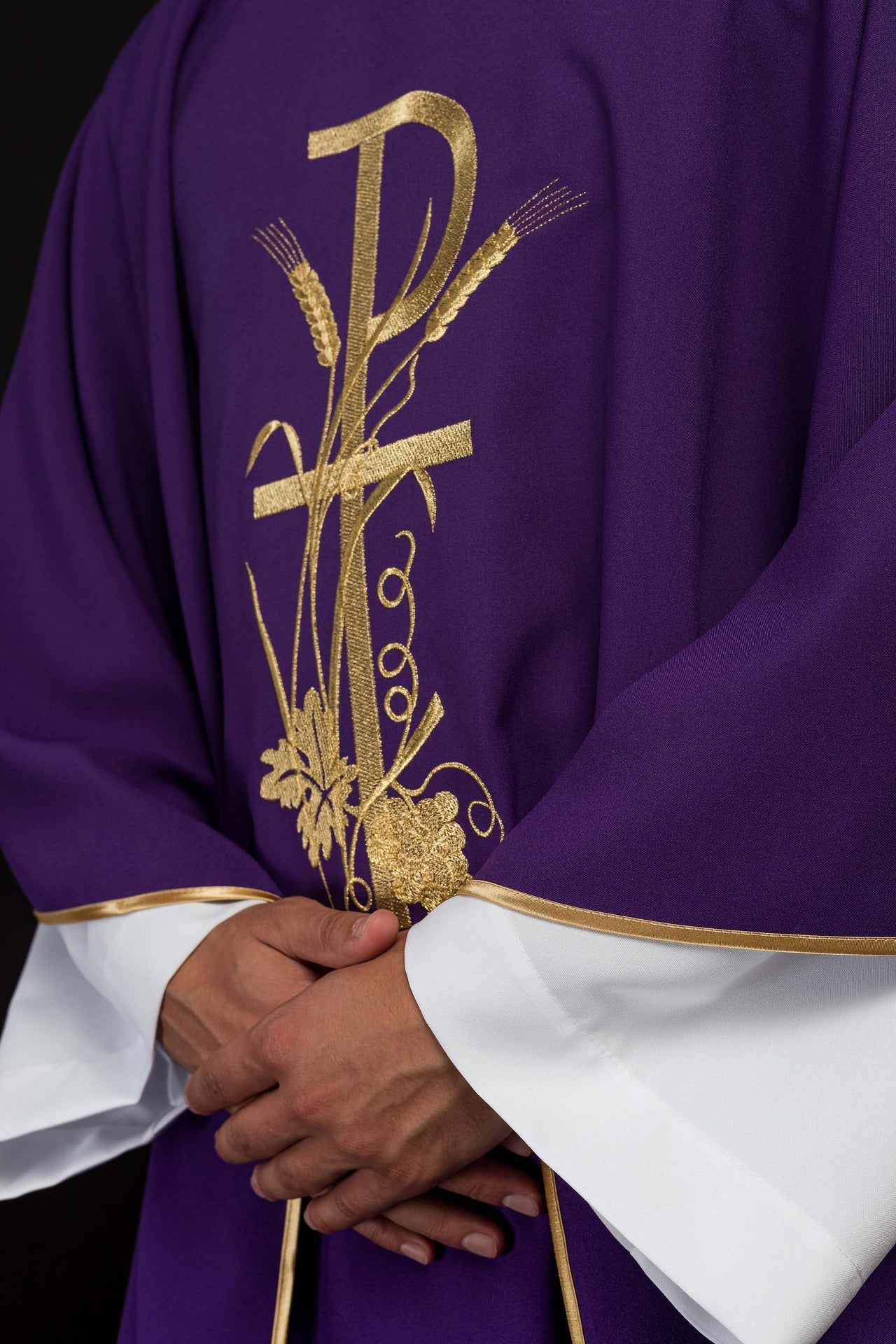 Ornat Fioletowy z Haftowanym Złotym Krzyżem PAX - Liturgiczny - alba.pl