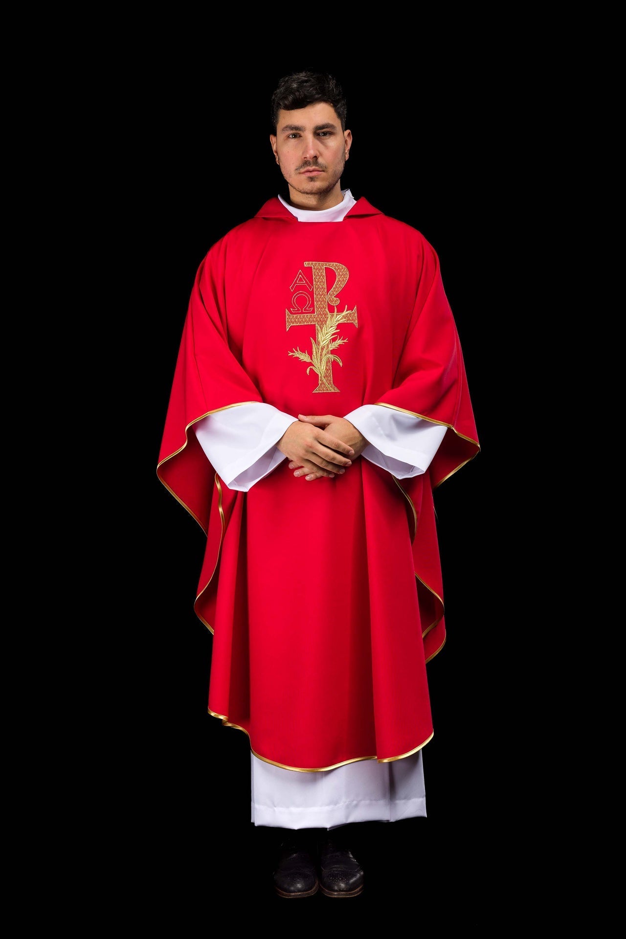 Ornat Liturgiczny Czerwony Alfa i Omega Szeroki Kołnierz - alba.pl