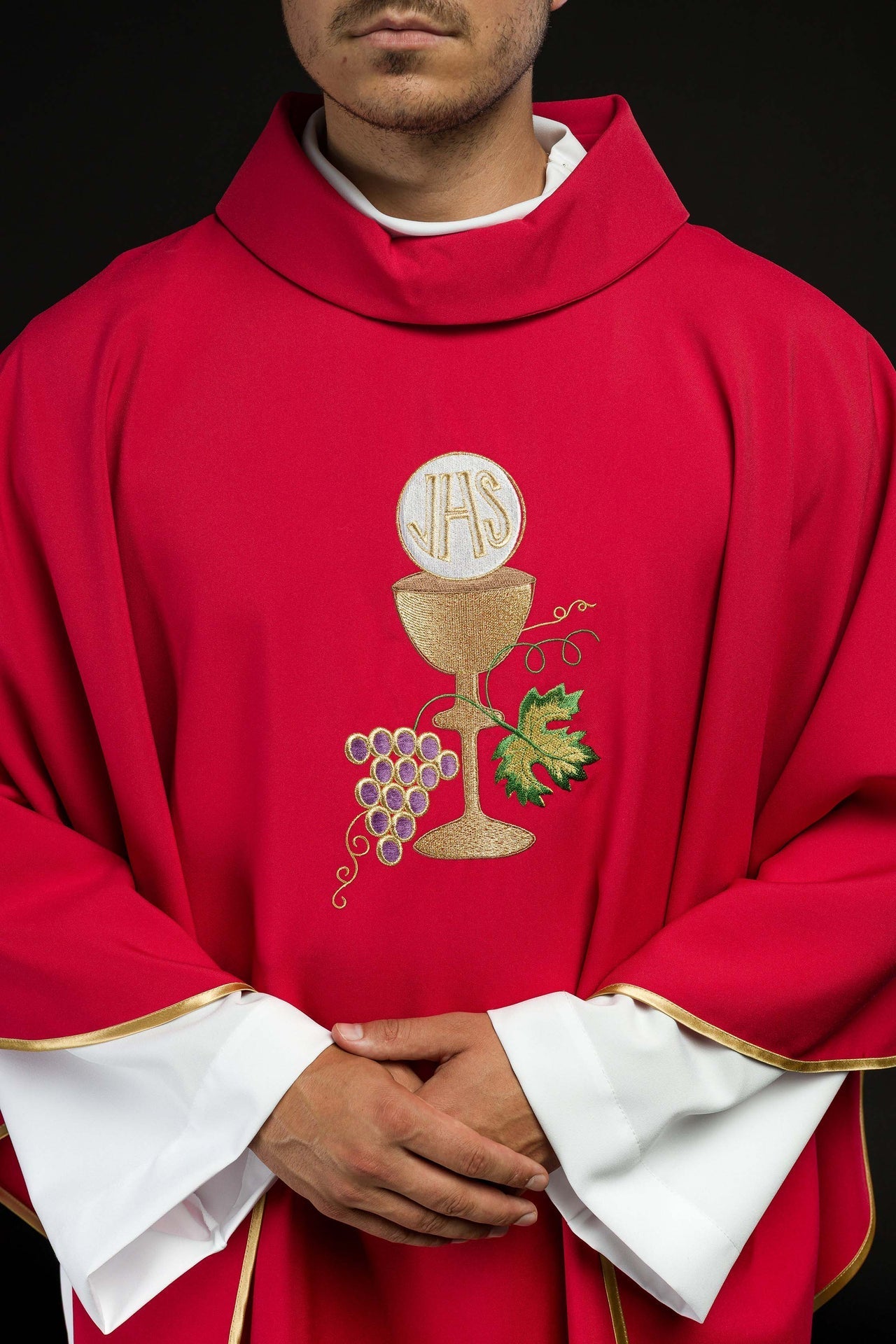 Ornat Liturgiczny Czerwony Kielich Krzyż i Winogrona z Haftem - alba.pl