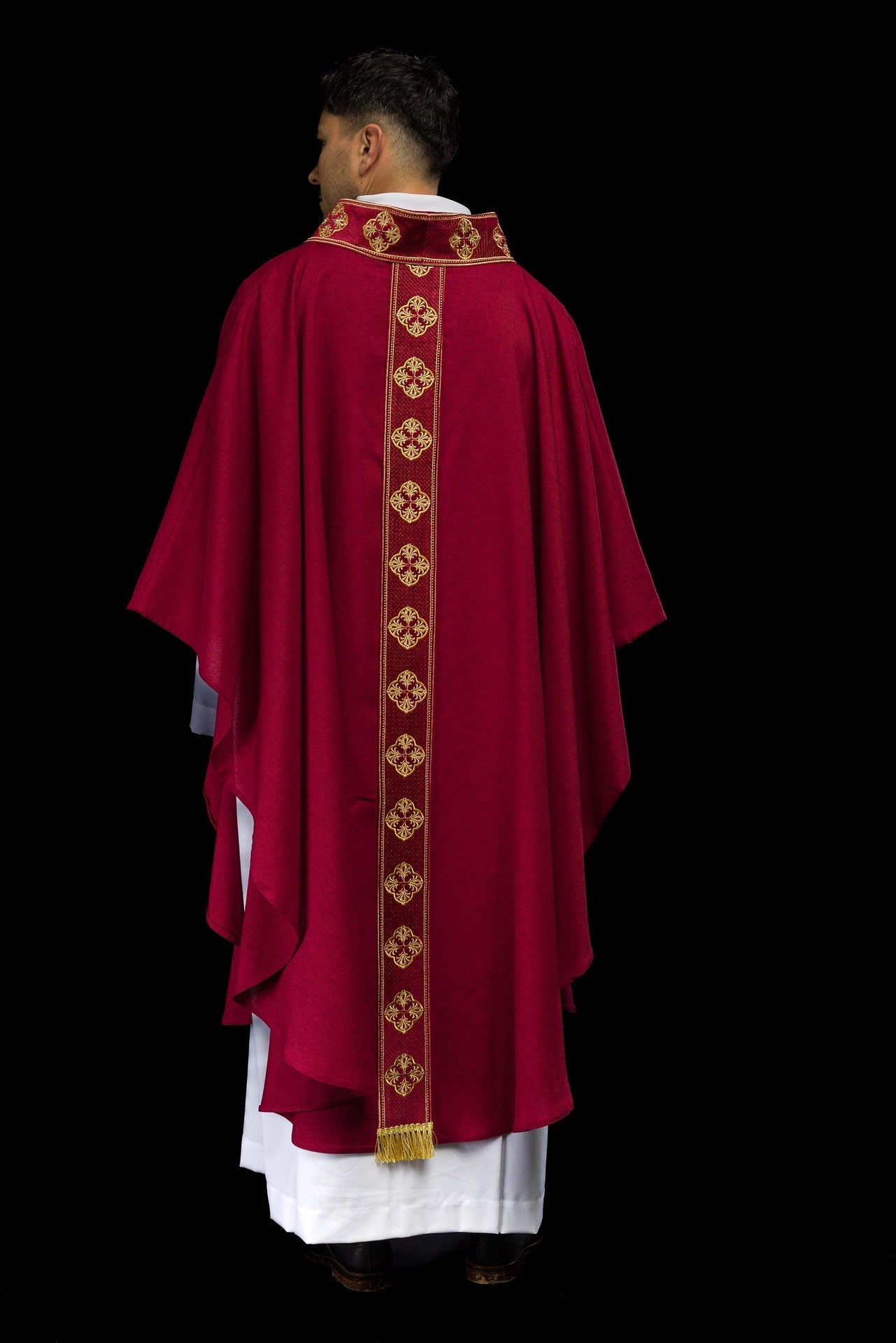 Ornat Liturgiczny Czerwony z Haftowanymi Krzyżami - Polska Produkcja - alba.pl
