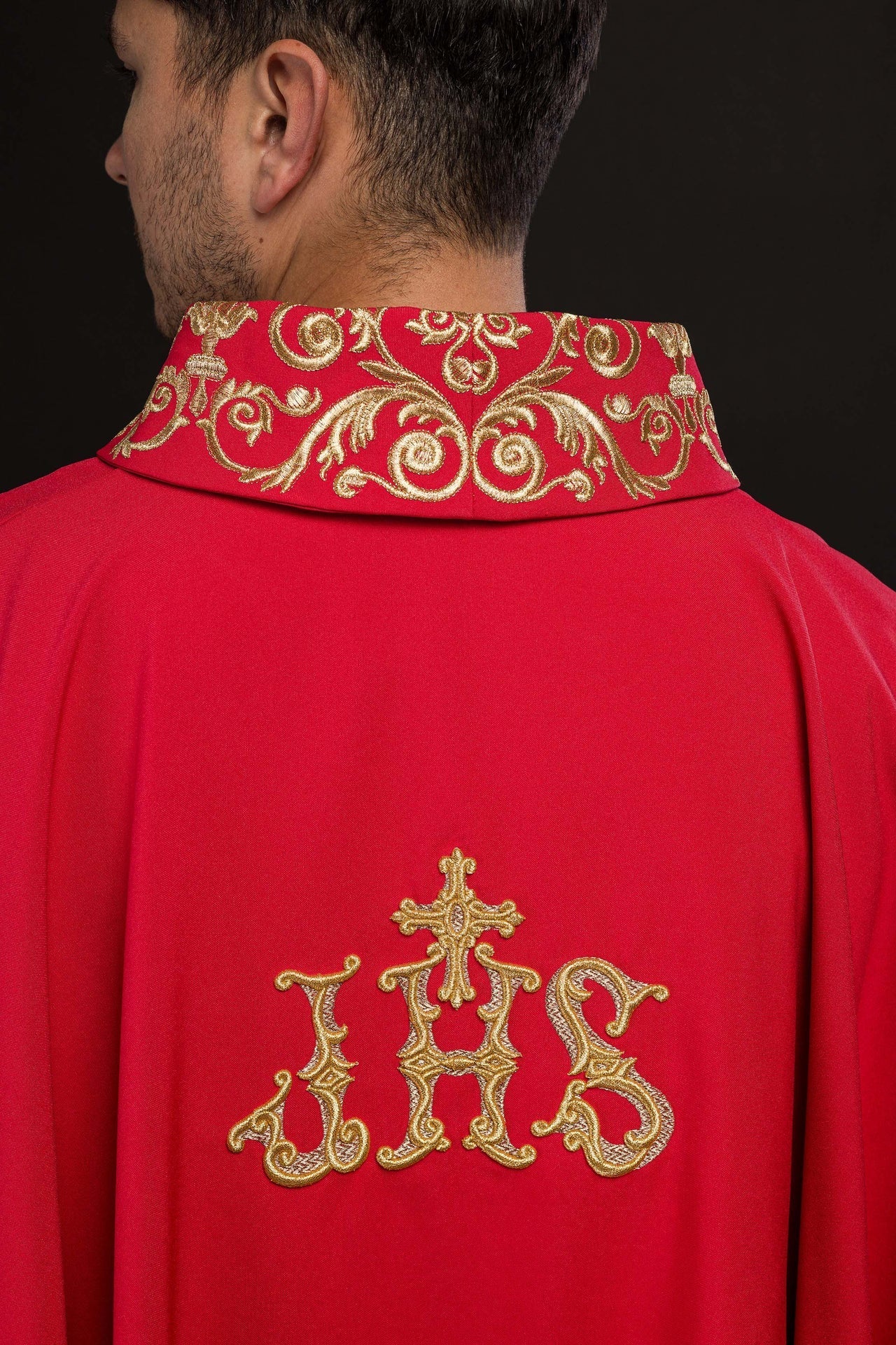 Ornat Liturgiczny Czerwony ze Złotym Haftem IHS - Polski Produkt - alba.pl