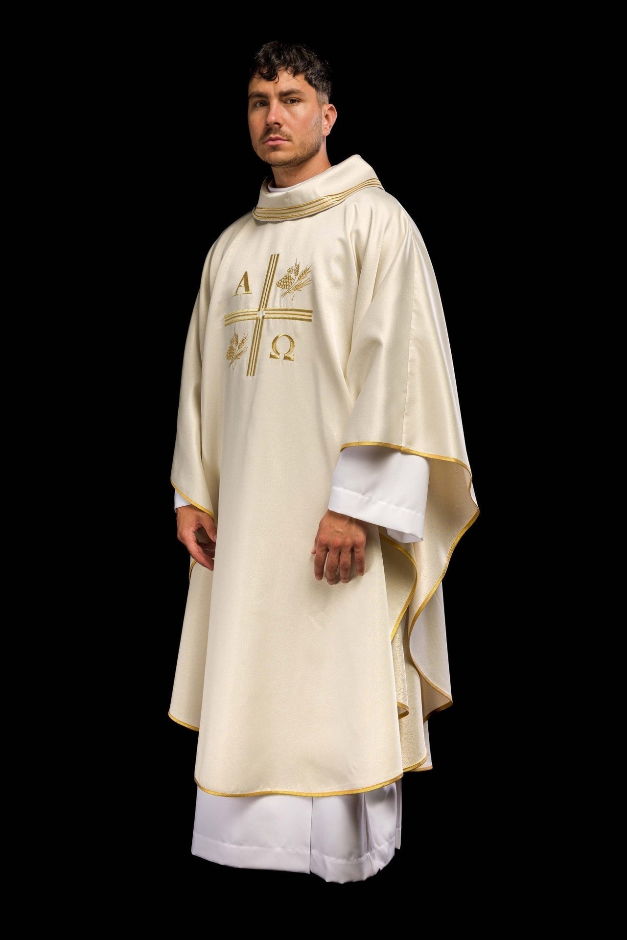Ornat Liturgiczny Ecru Haft Krzyż Alfa Omega Kłosy - alba.pl