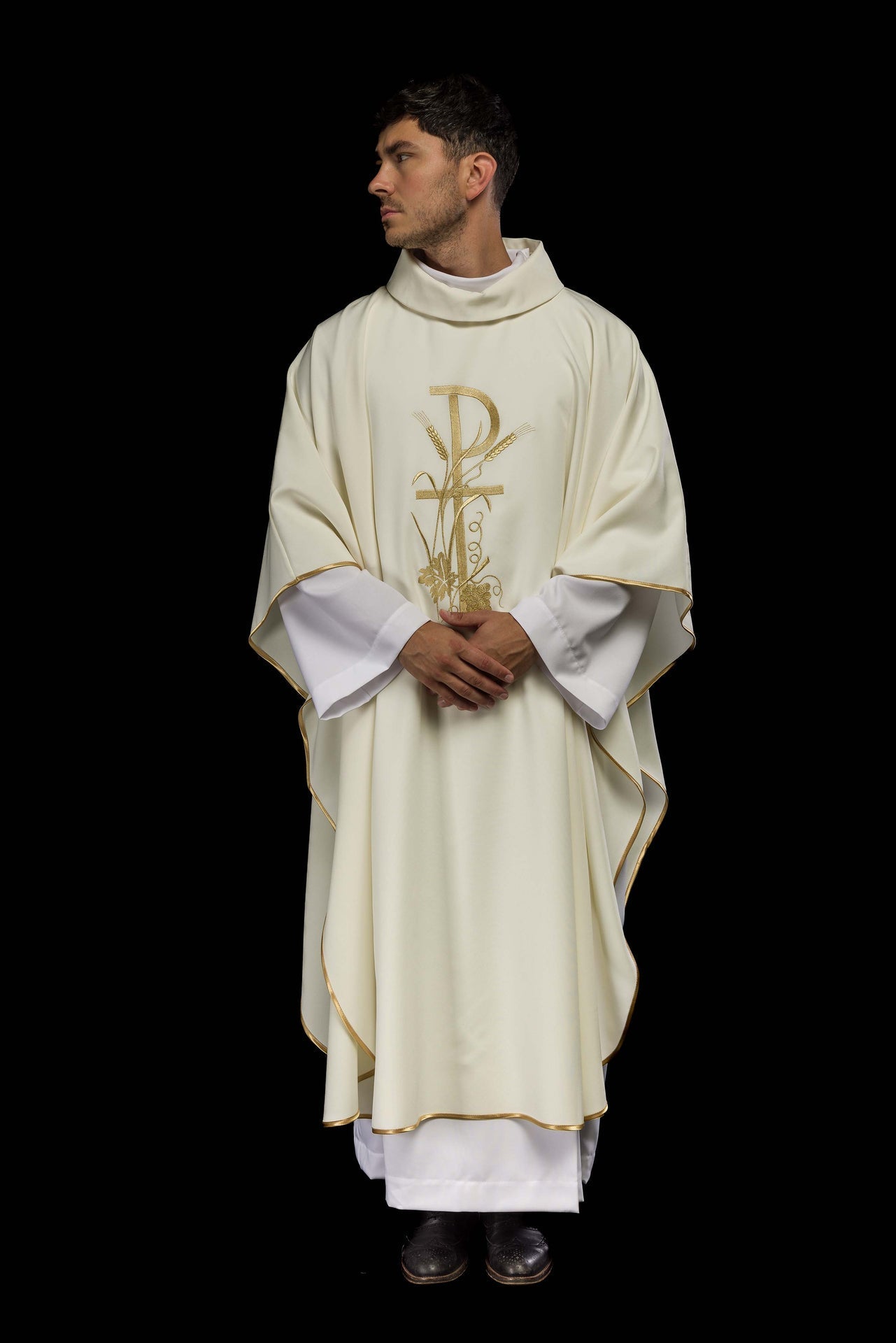 Ornat Liturgiczny Ecru Haft PAX - Złota Lamówka i Stuła - alba.pl