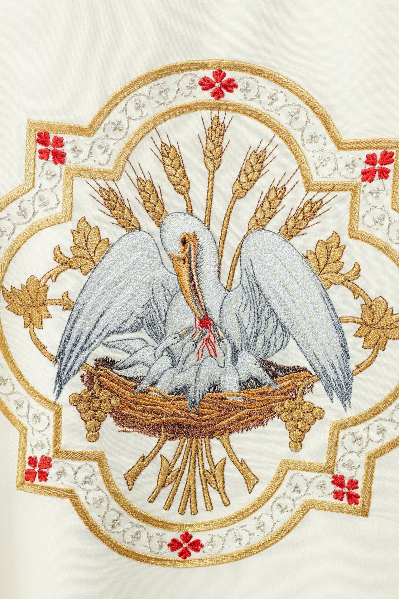 Ornat Liturgiczny Ecru Haft Pelikan Złota Nicia - Polska Produkcja - alba.pl