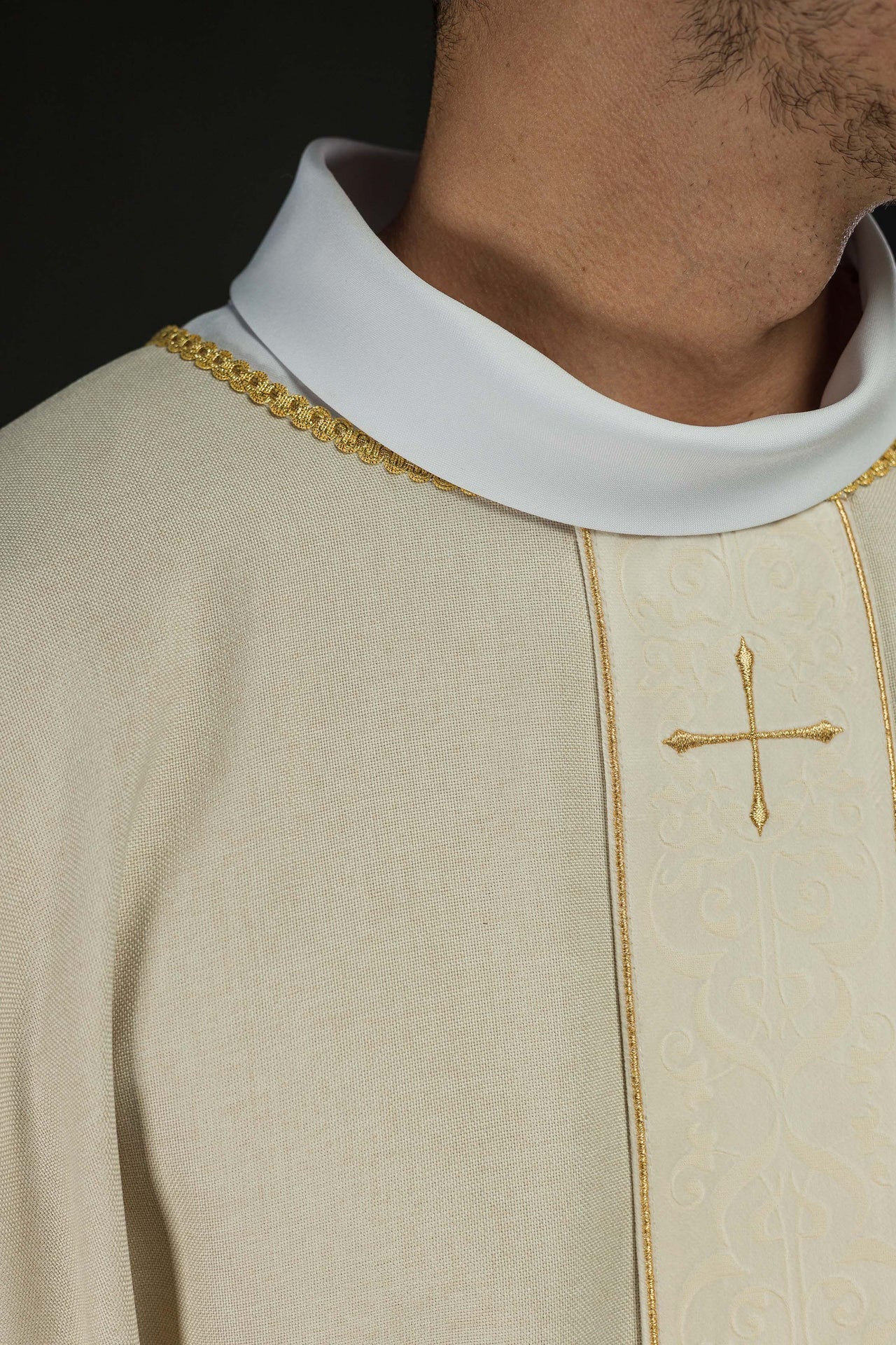 Ornat Liturgiczny Ecru Złote Krzyże, Stuła w Zestawie - alba.pl
