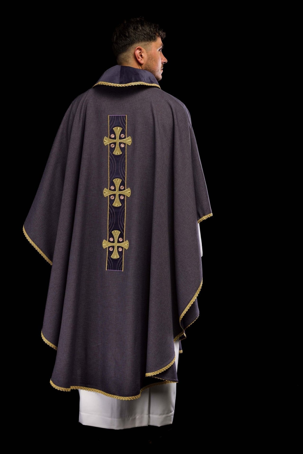 Ornat Liturgiczny Fioletowy Złote Krzyże i Lamówka - Polski Produkt - alba.pl