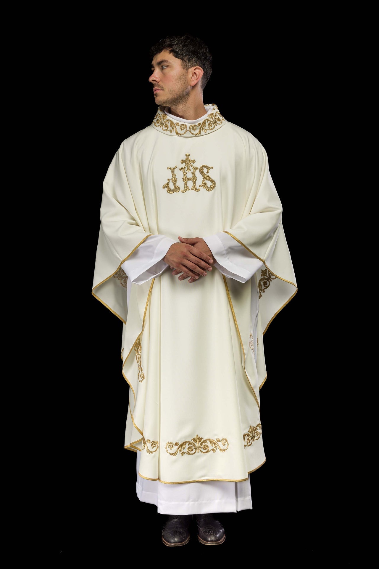 Ornat Liturgiczny IHS Zdobiony Złotą Lamówką - Polskie Rzemiosło - alba.pl