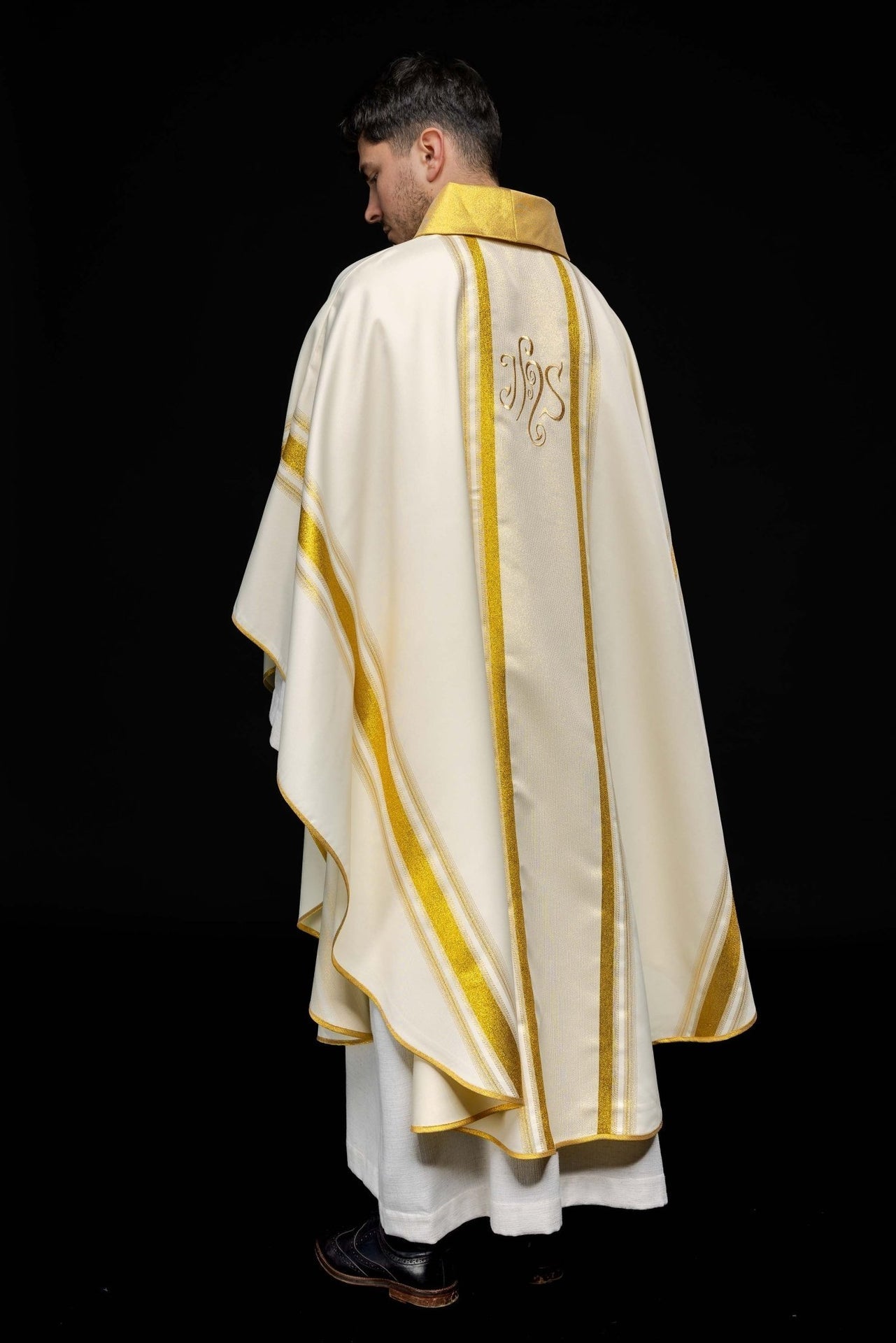 Ornat Liturgiczny IHS Złocony - Polski Wyrób Sakralny - alba.pl