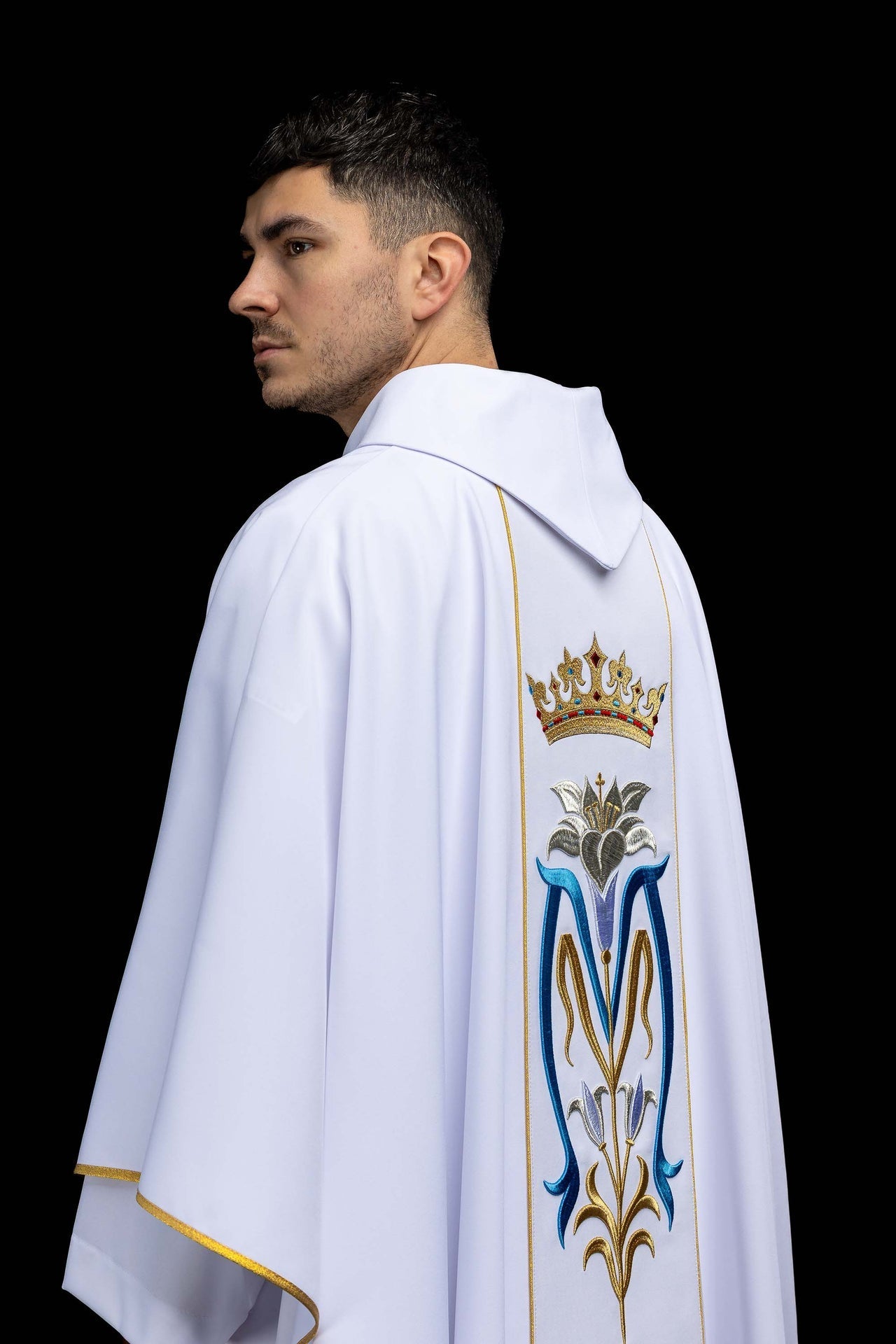 Ornat liturgiczny Maryjny haftowany z koroną biały - alba.pl