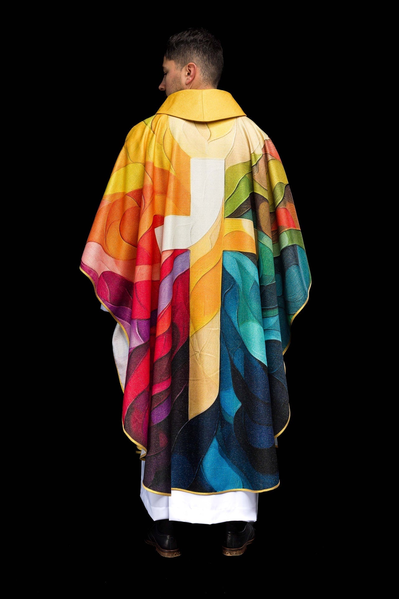Ornat Liturgiczny Wielokolorowy z Drukowanym Motywem Krzyża - alba.pl