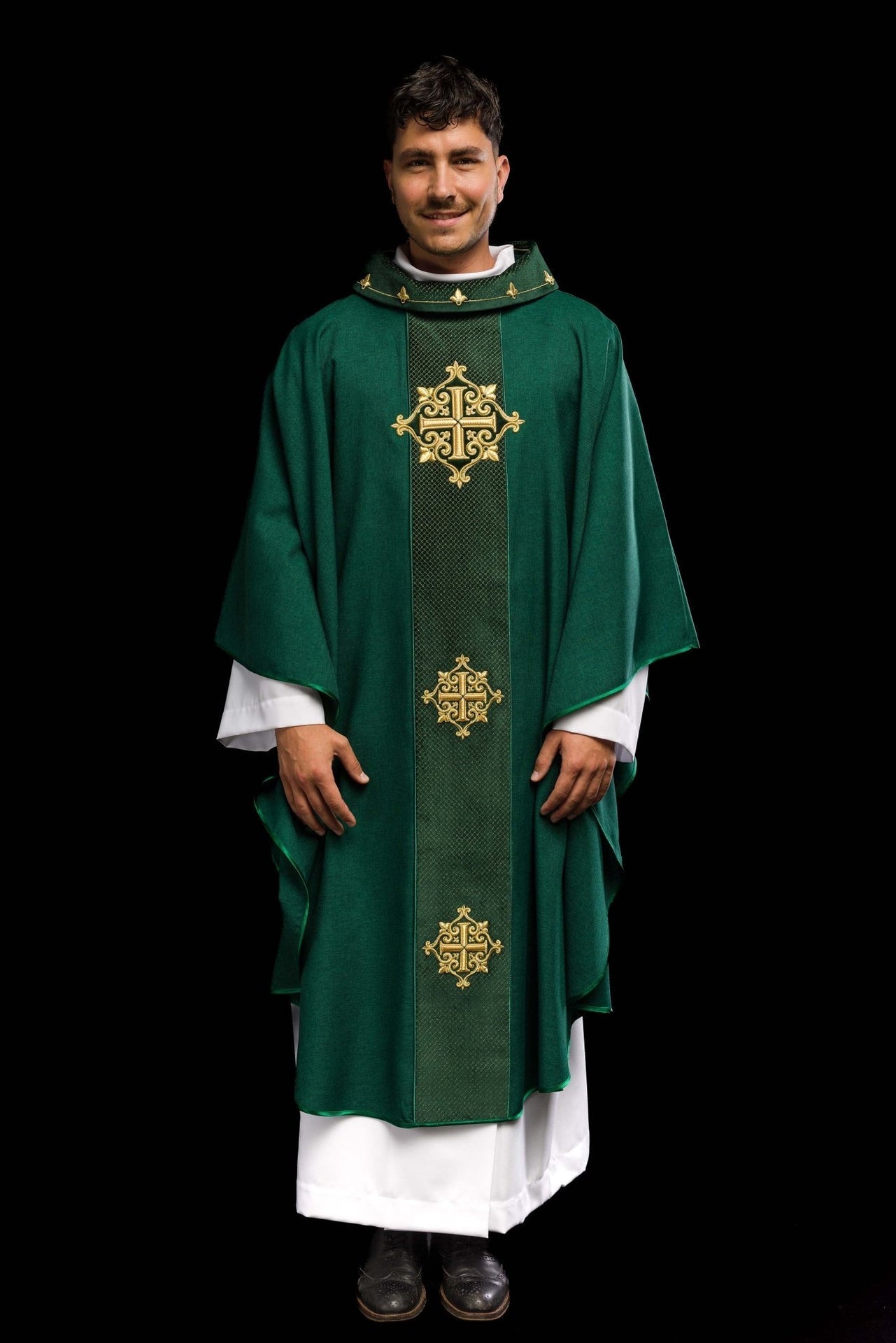 Ornat Liturgiczny z Aksamitnym Pasem i Haftem Krzyży - alba.pl