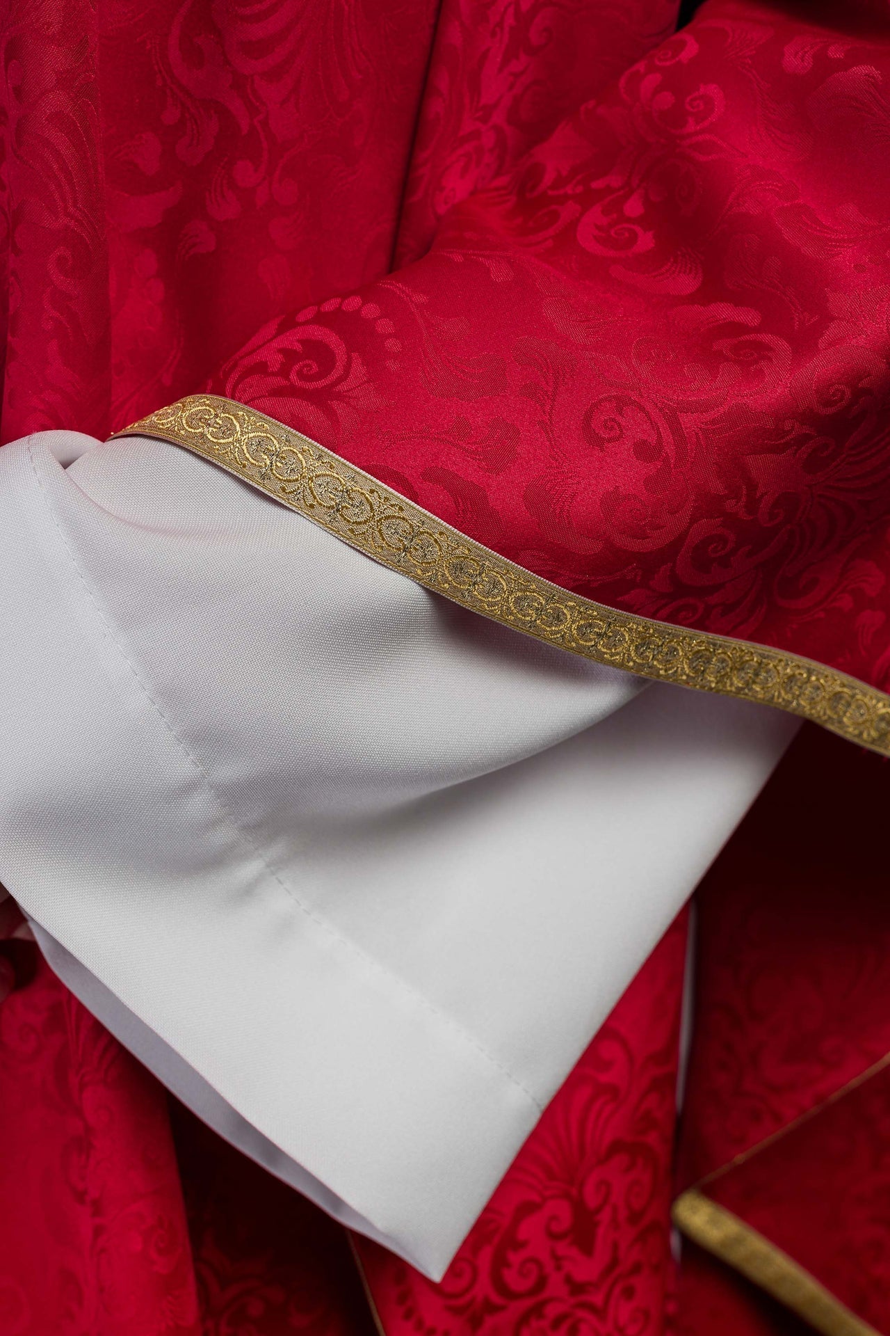 Ornat Liturgiczny z Duchem Świętym Żakardowy Ecru/Czerwony - alba.pl