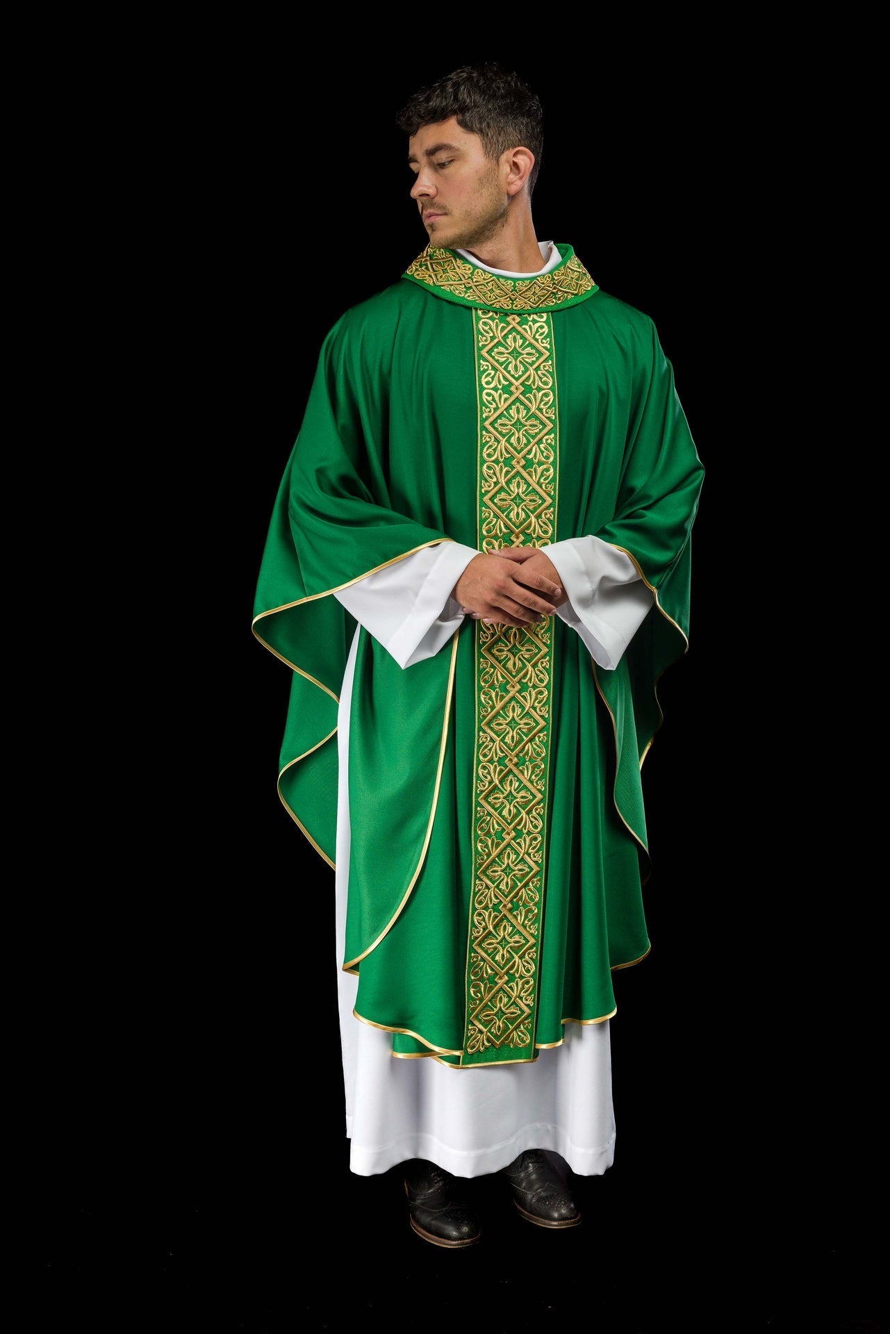 Ornat Liturgiczny Zielony Bogato Haftowany Złotą Nicią - Motyw Florystyczny - alba.pl