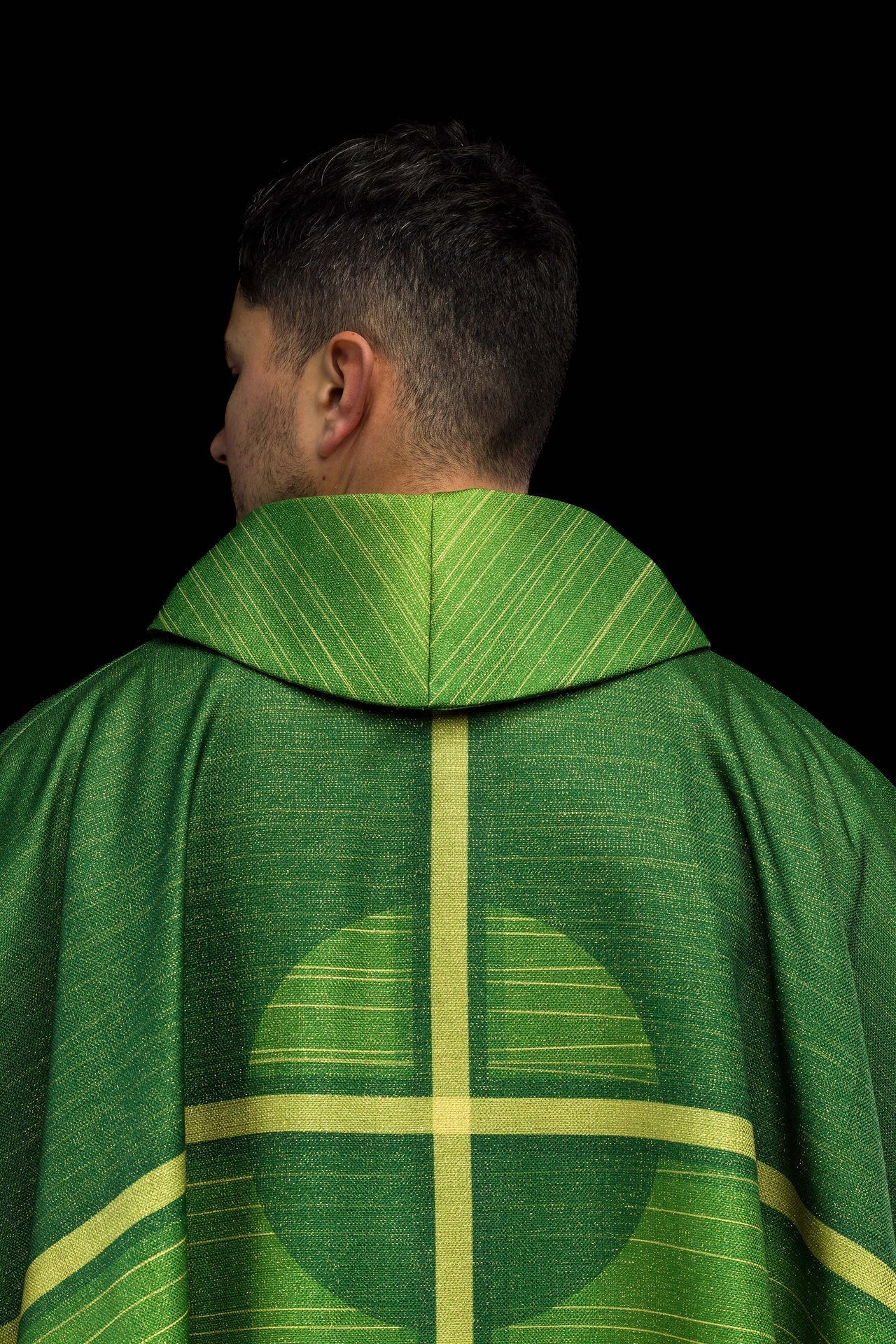 Ornat Liturgiczny Zielony Drukowany z Motywem Krzyża - alba.pl