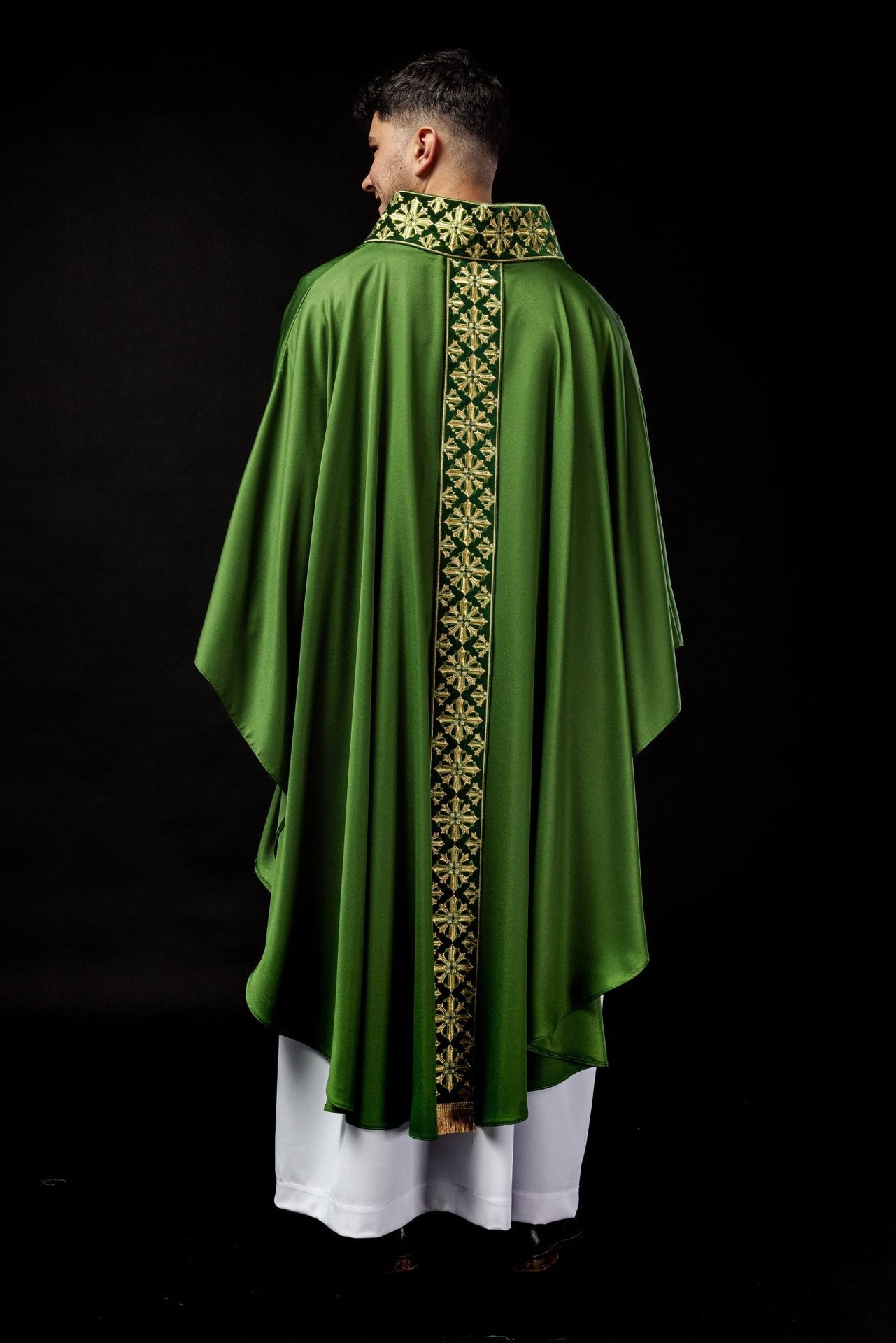 Ornat Liturgiczny Zielony z Haftem Eucharystycznym Złotą Nicią - alba.pl