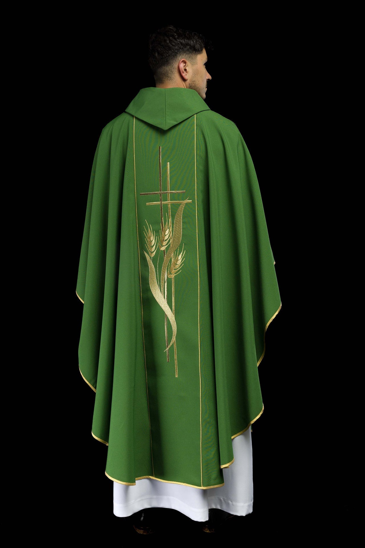 Ornat Liturgiczny Zielony z Haftem Krzyża i Kłosów Złotych - alba.pl
