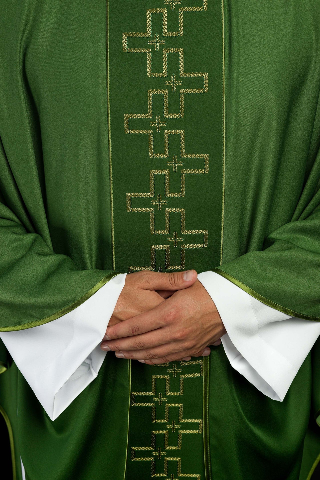 Ornat Liturgiczny Zielony z Haftem Krzyży - Polska Produkcja - alba.pl