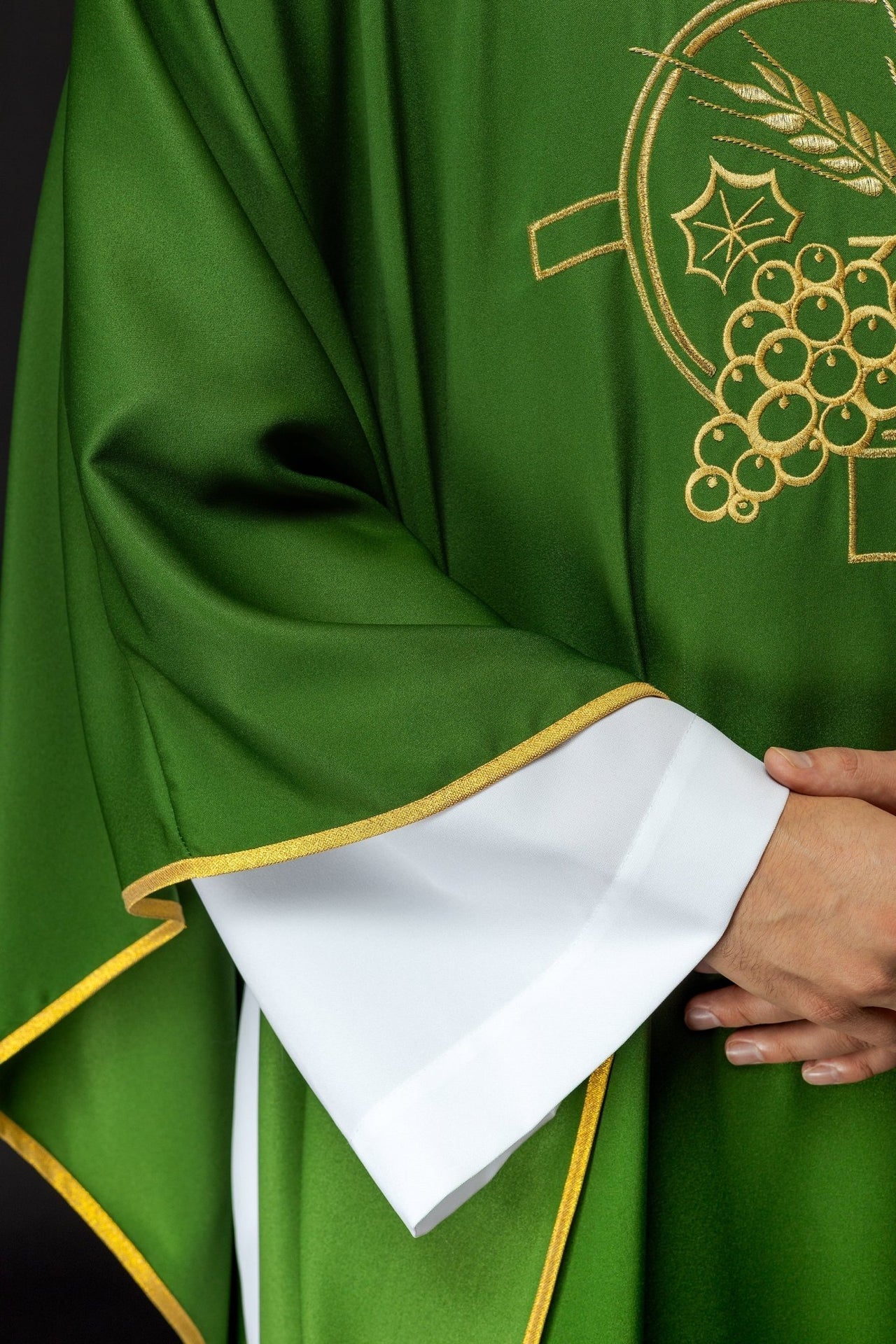 Ornat Liturgiczny Zielony z Haftowanym Krzyżem i Kłosami - alba.pl