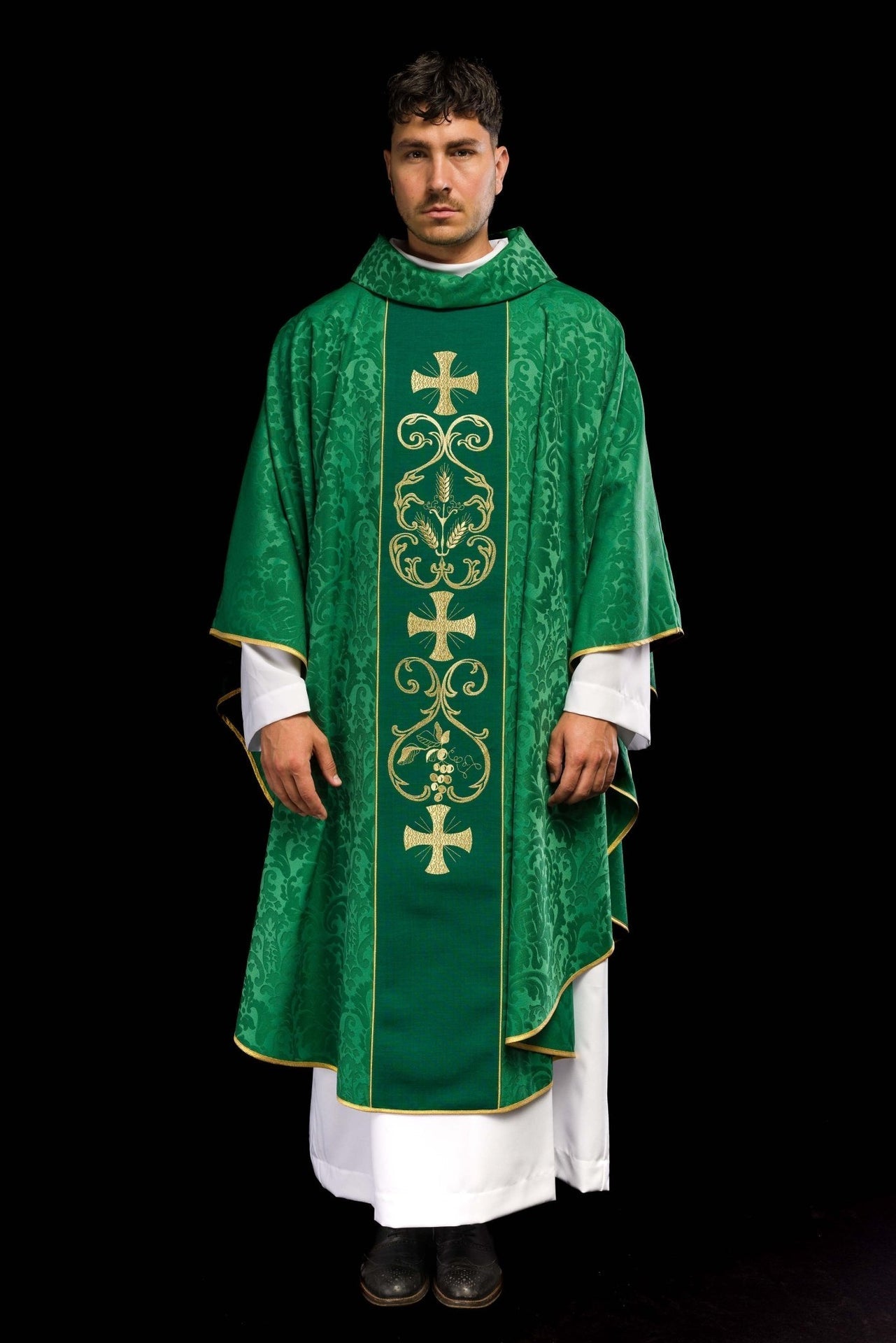 Ornat Liturgiczny Zielony Żakardowy z Haftowanym Pasem - alba.pl