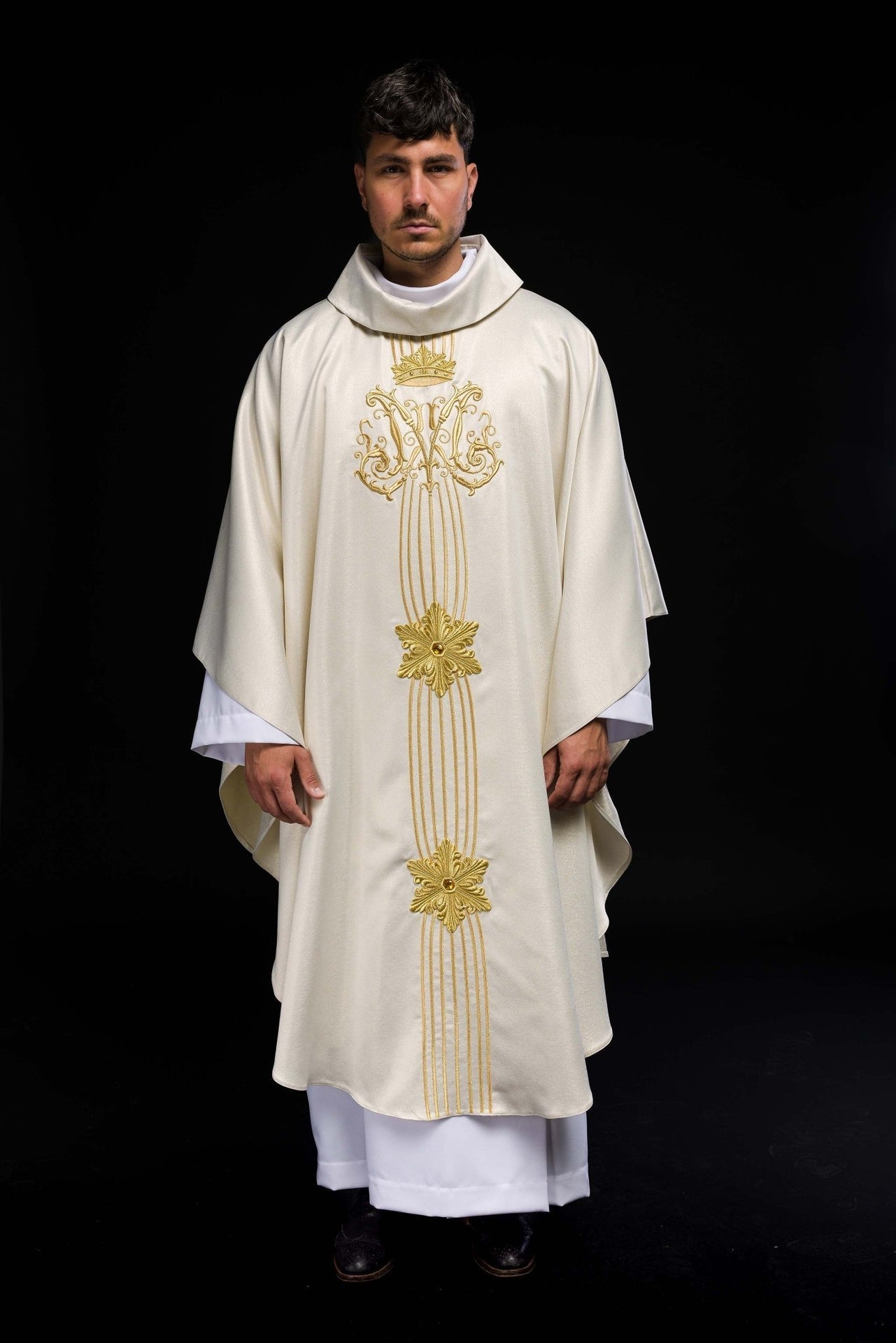 Ornat Maryjny Liturgiczny Błyszczący Ecru z Kamieniami - alba.pl