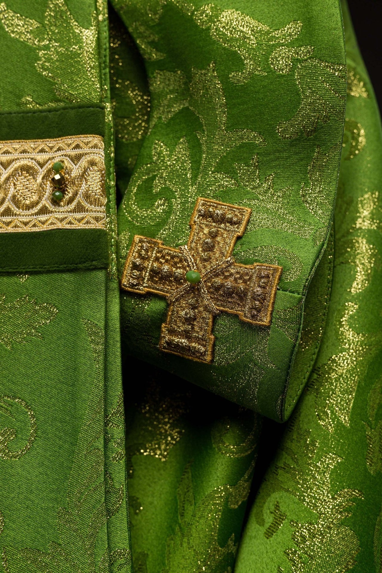Ornat Ręcznie Robiony z Kamieniami Szlachetnymi - Kolekcja Handmade 7003 - alba.pl