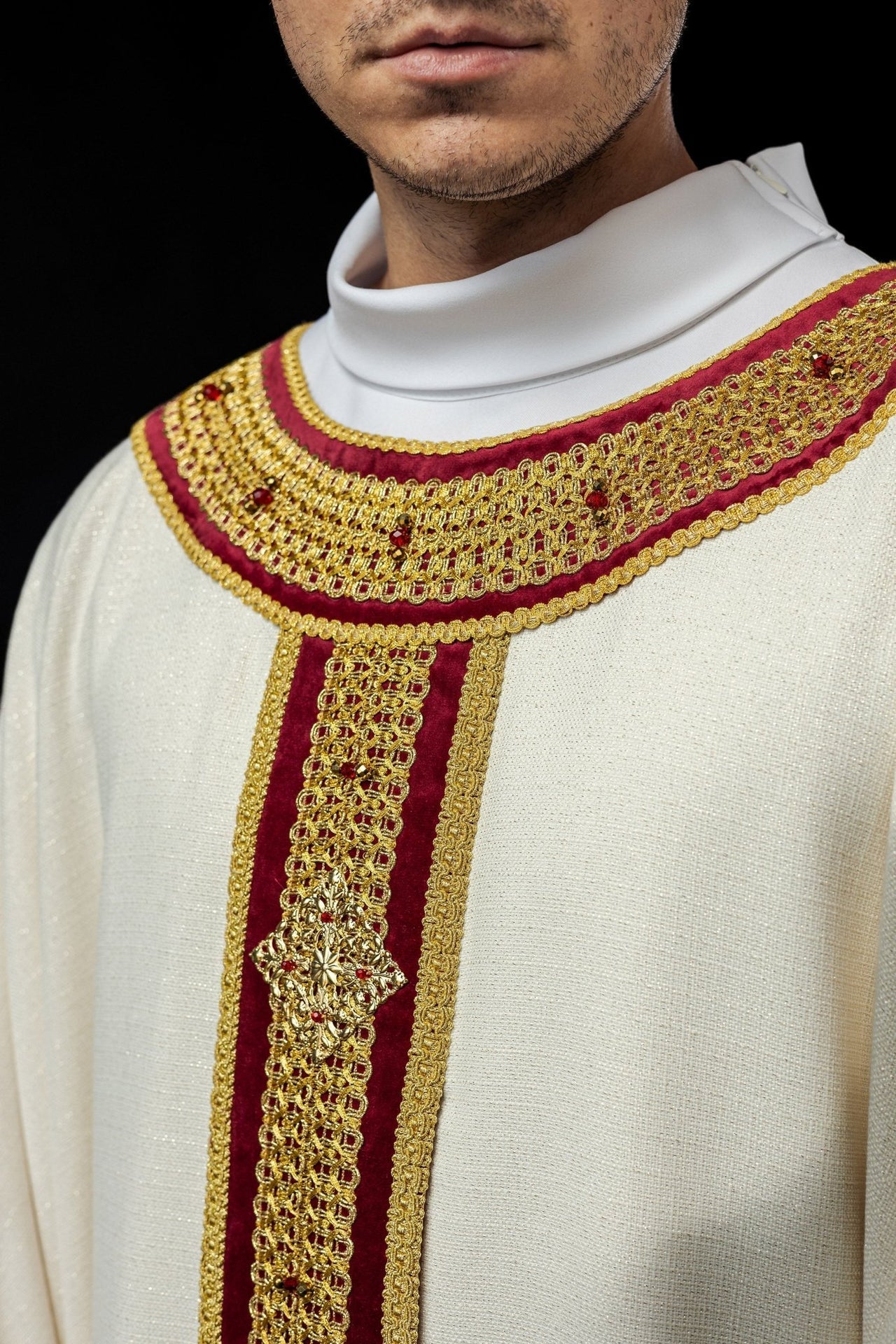 Ornat Ręcznie Wykonany z Kamieniami Naturalnymi - Kolekcja Handmade - alba.pl
