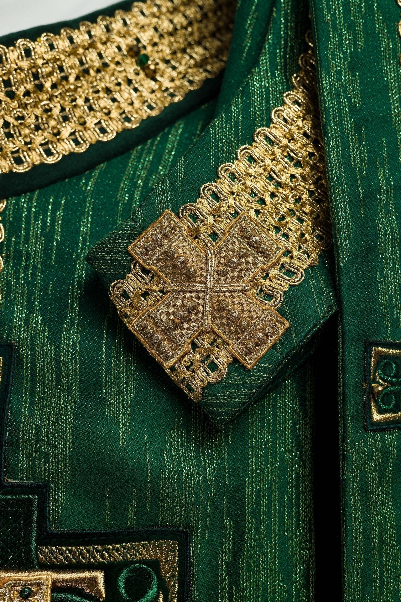 Ornat Ręcznie Wykonany z Naturalnymi Kamieniami Zielony Handmade 7015 - alba.pl