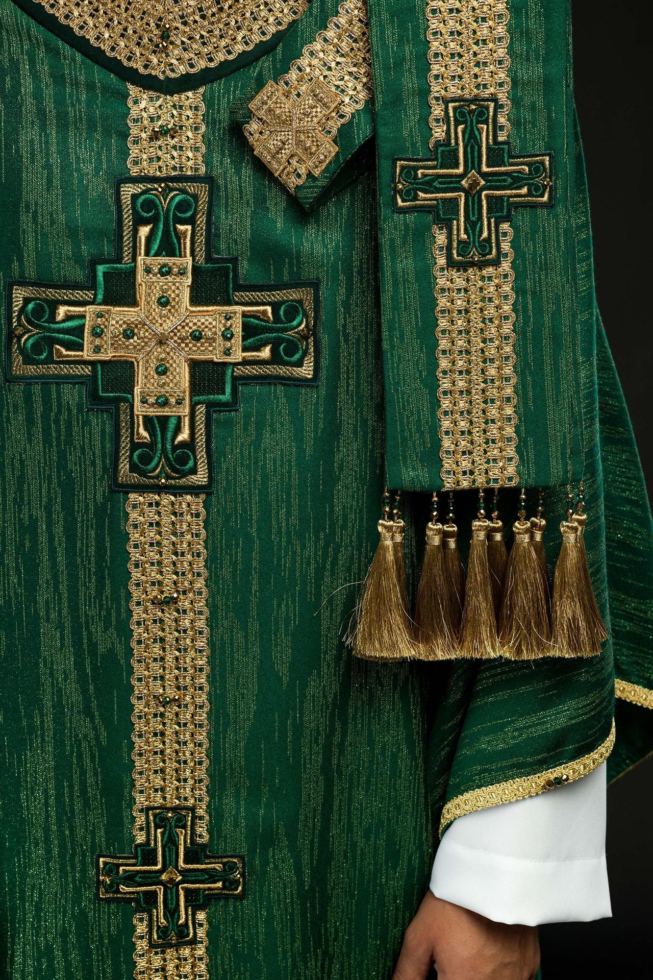 Ornat Ręcznie Wykonany z Naturalnymi Kamieniami Zielony Handmade 7015 - alba.pl
